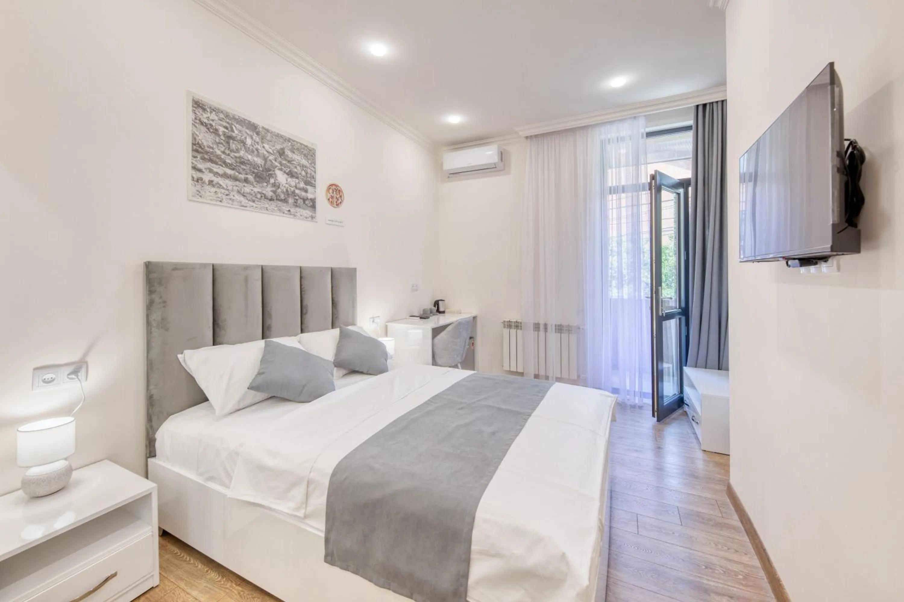 Bedroom, Bed in Maison Heritage Hotel