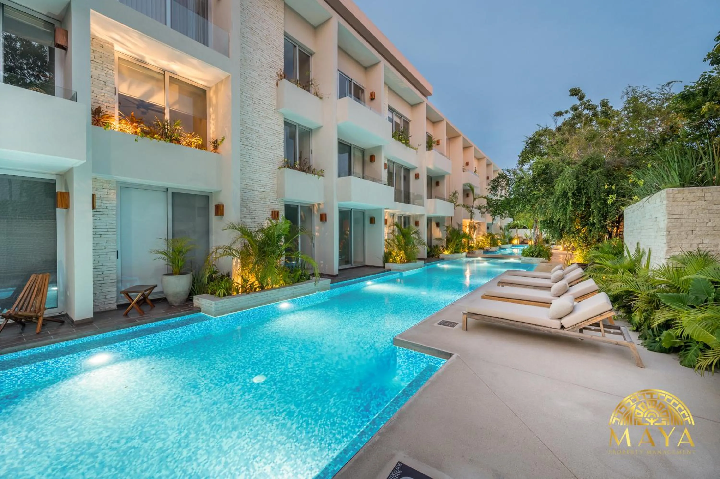 Swimming pool in Nhoa Tulum Aparthotel by Maya PM