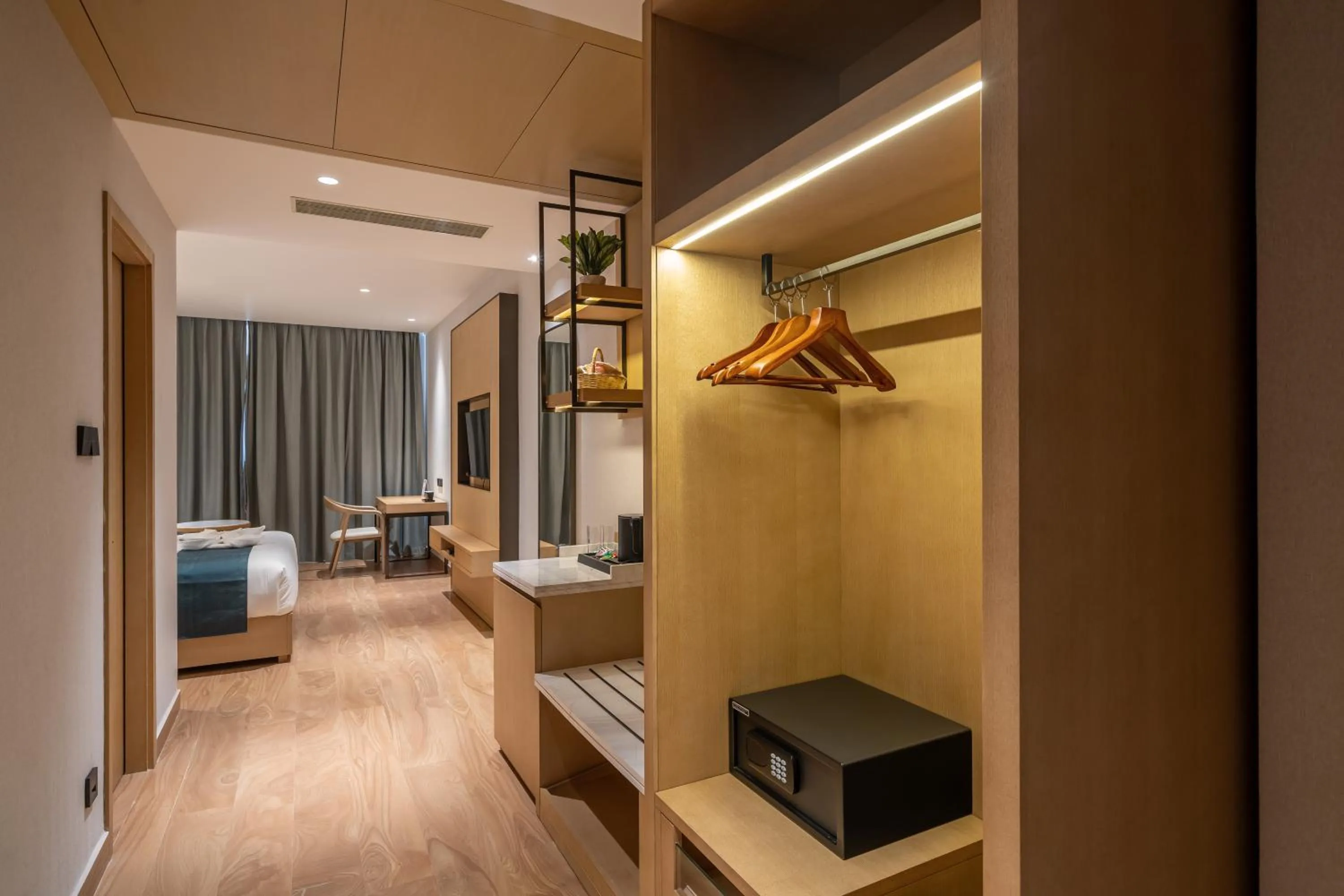 safe, Bed in Copper Leaf Hotels, Tirunelveli