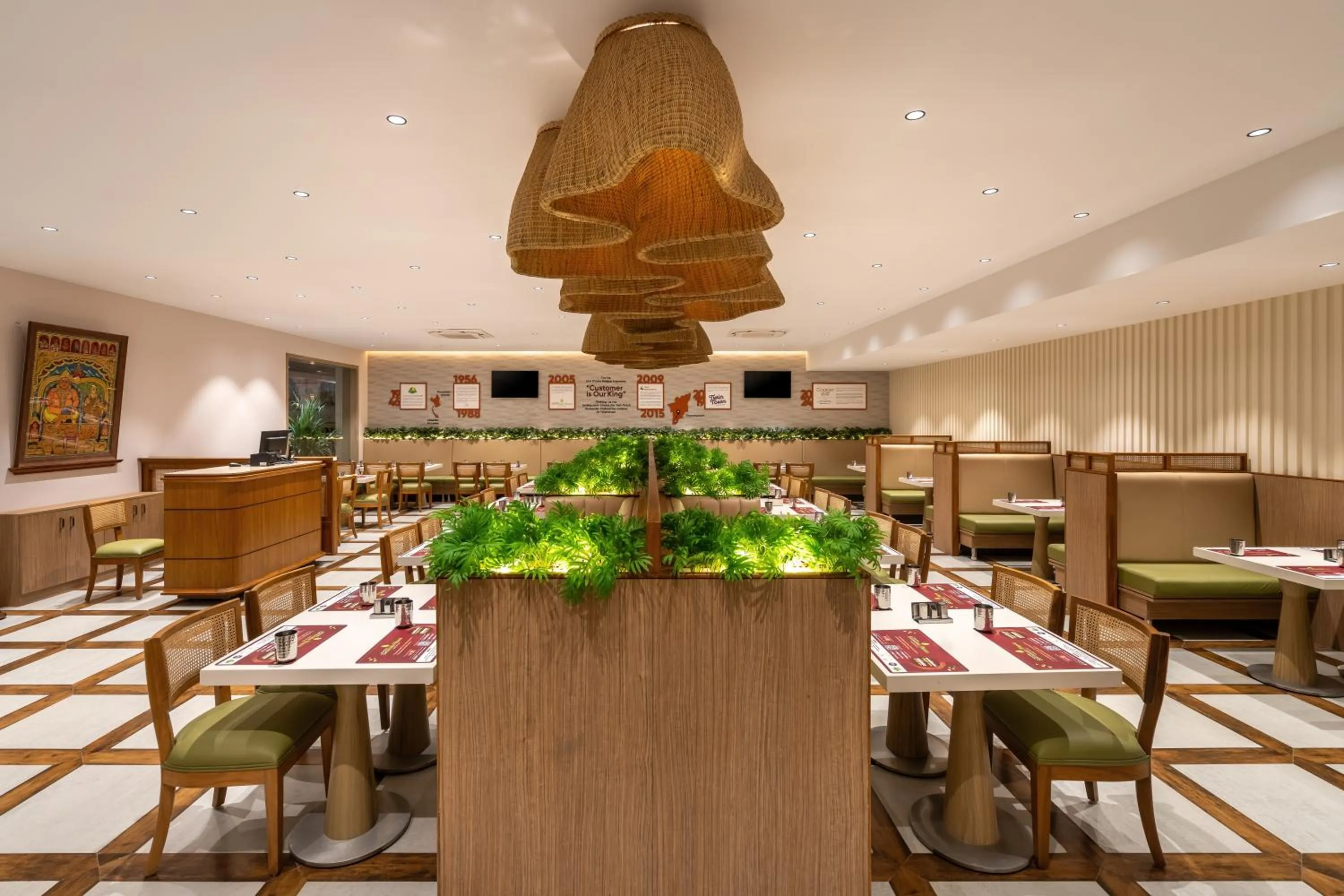 Restaurant/places to eat in Copper Leaf Hotels, Tirunelveli