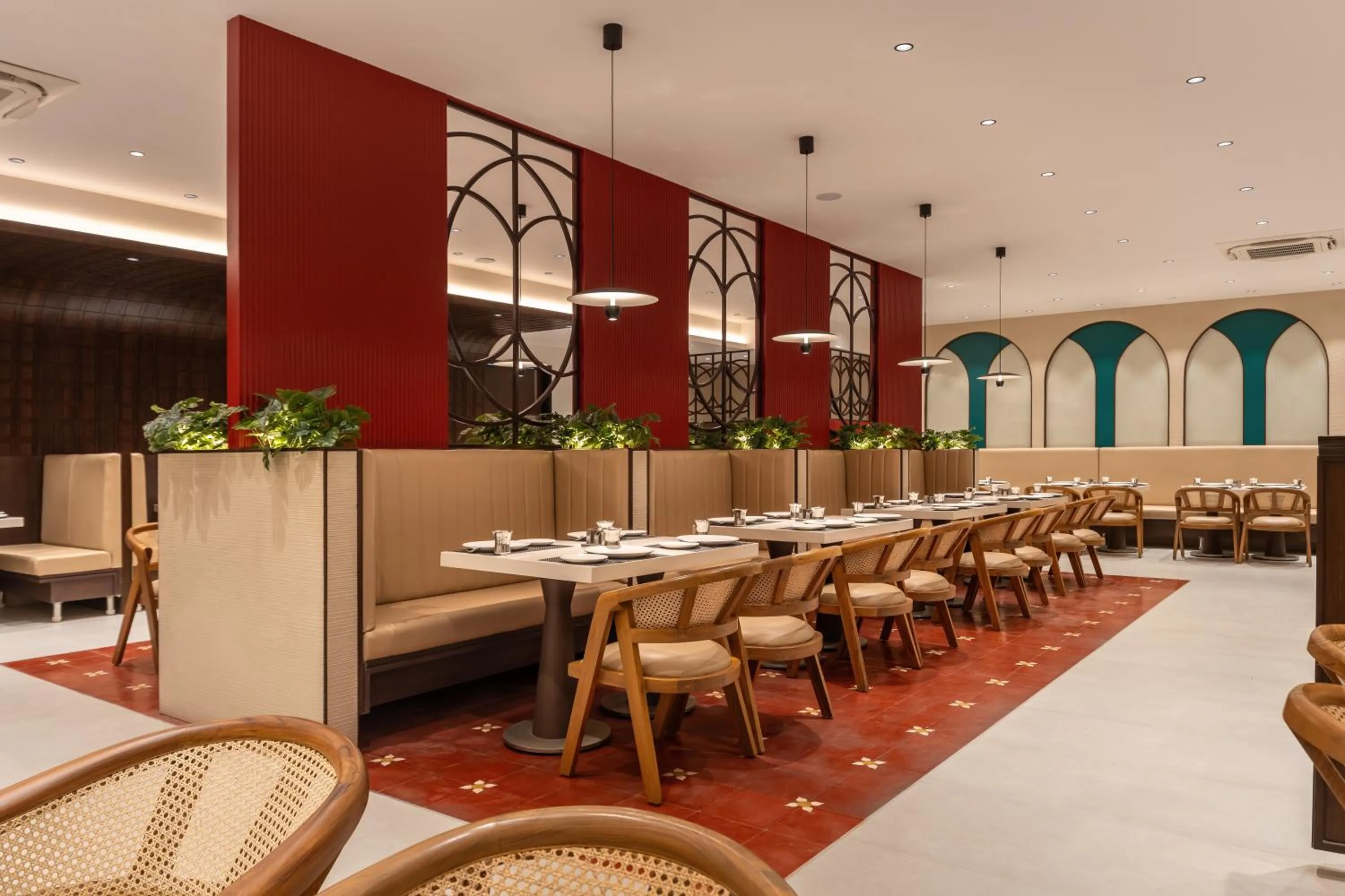 Restaurant/places to eat in Copper Leaf Hotels, Tirunelveli