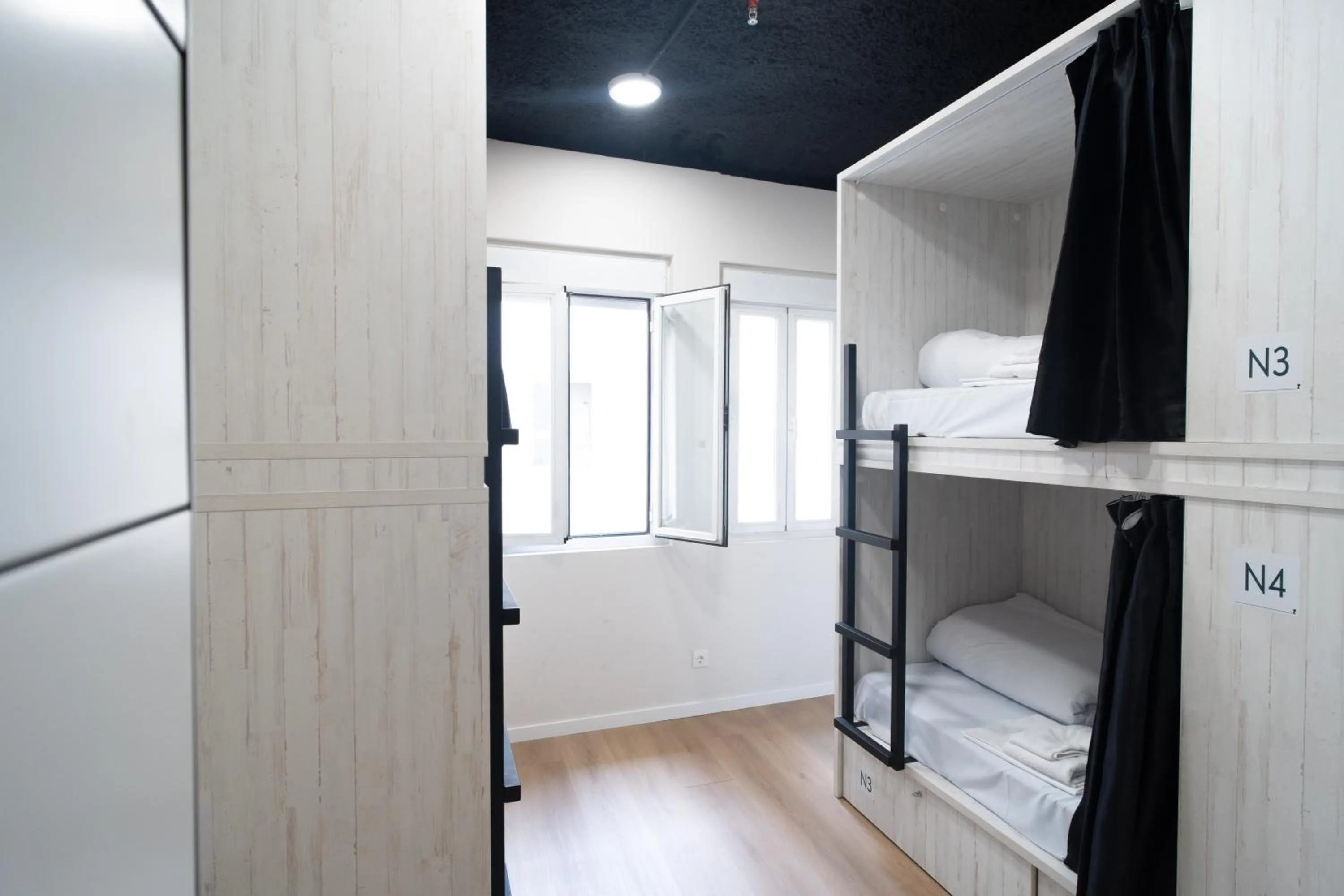 bunk bed, Bed in Adventure Hostel Madrid