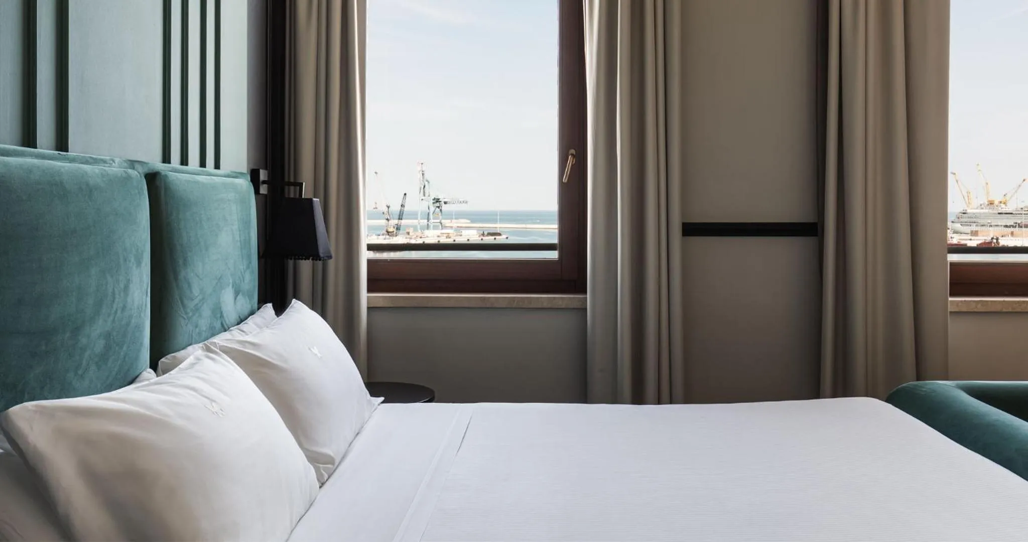 Photo of the whole room, Bed in SeePort Hotel