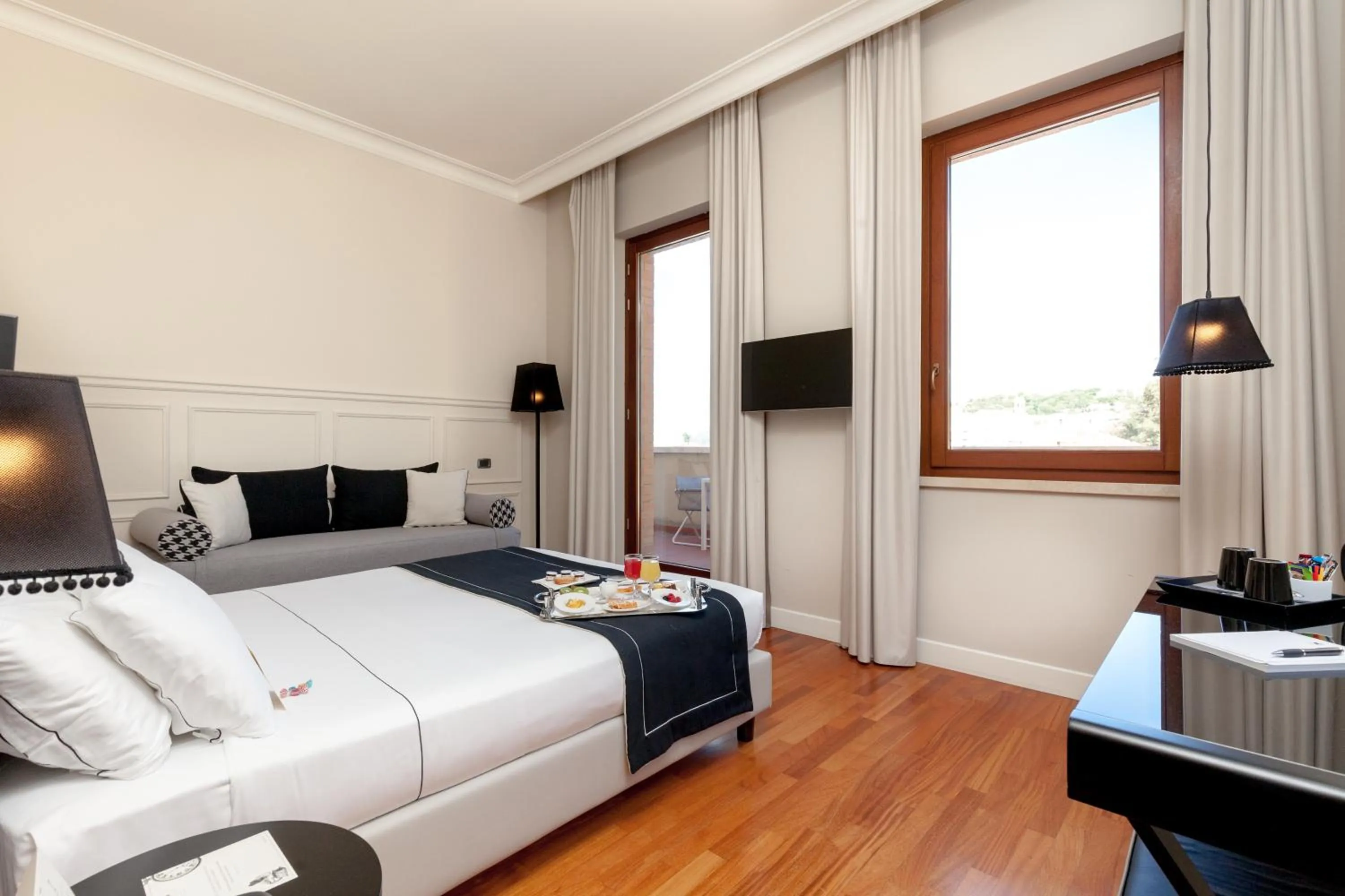 Bed in SeePort Hotel