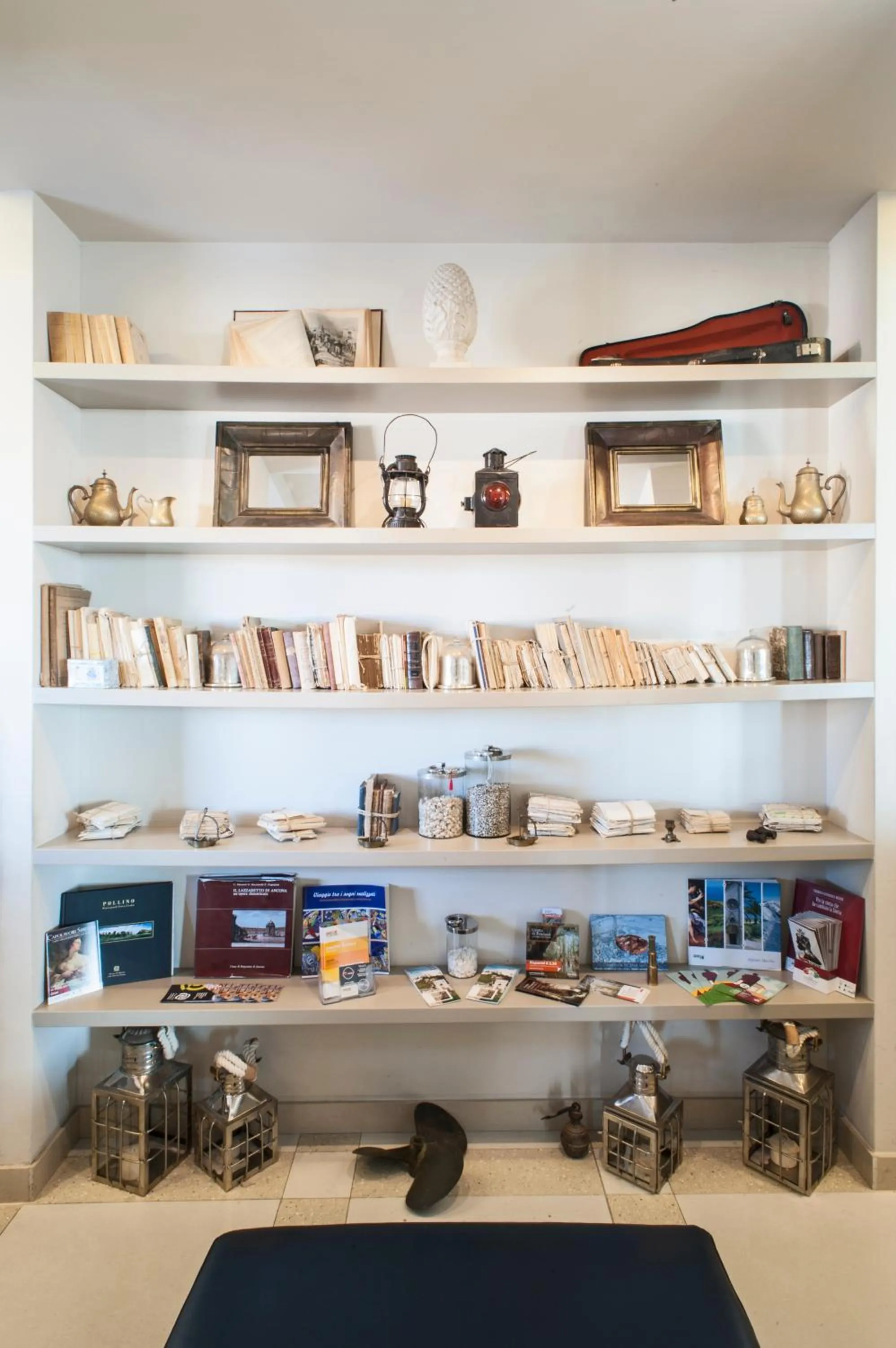 Lobby or reception in SeePort Hotel