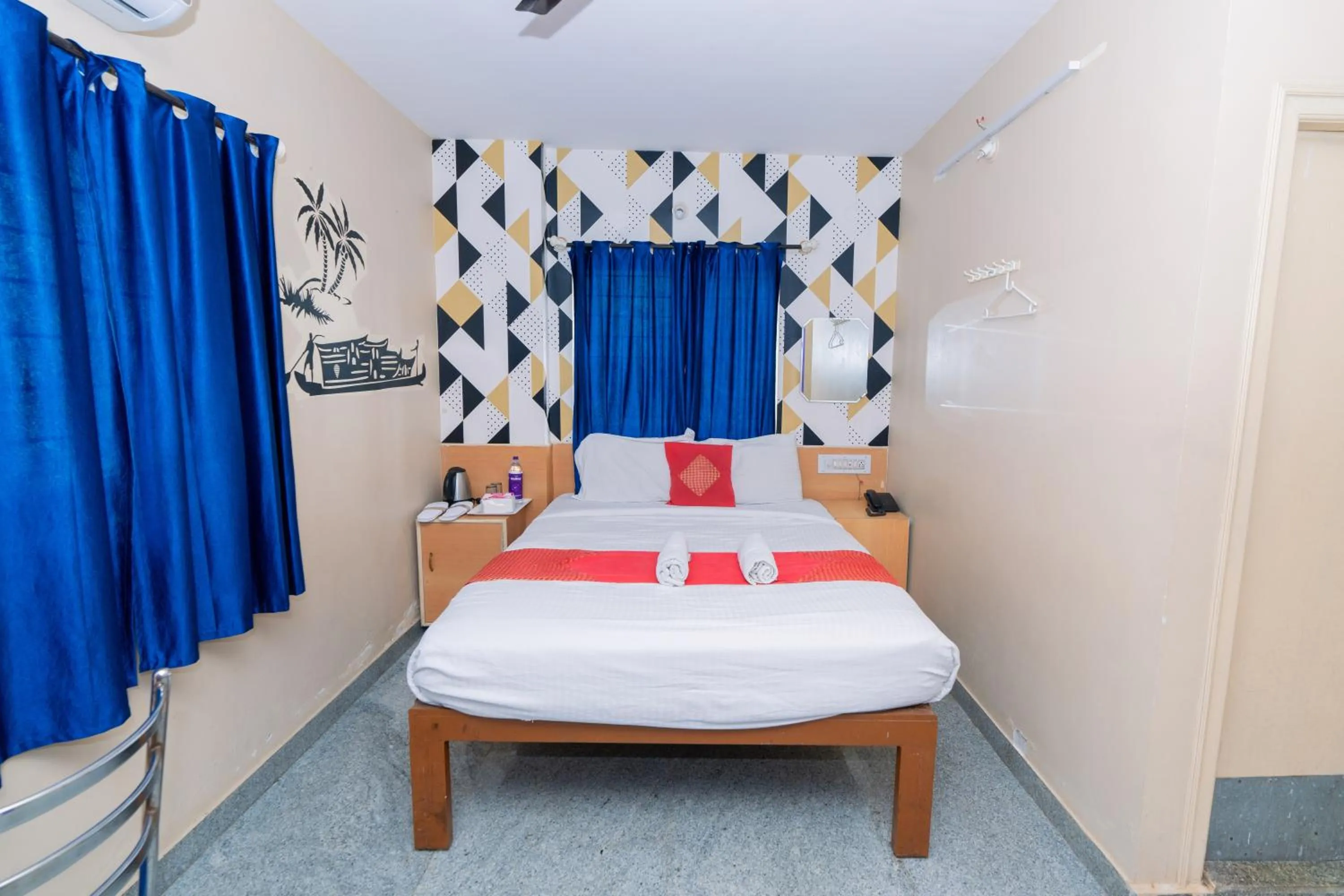 Bed in Hotel Natasha Regency Bangalore Airport