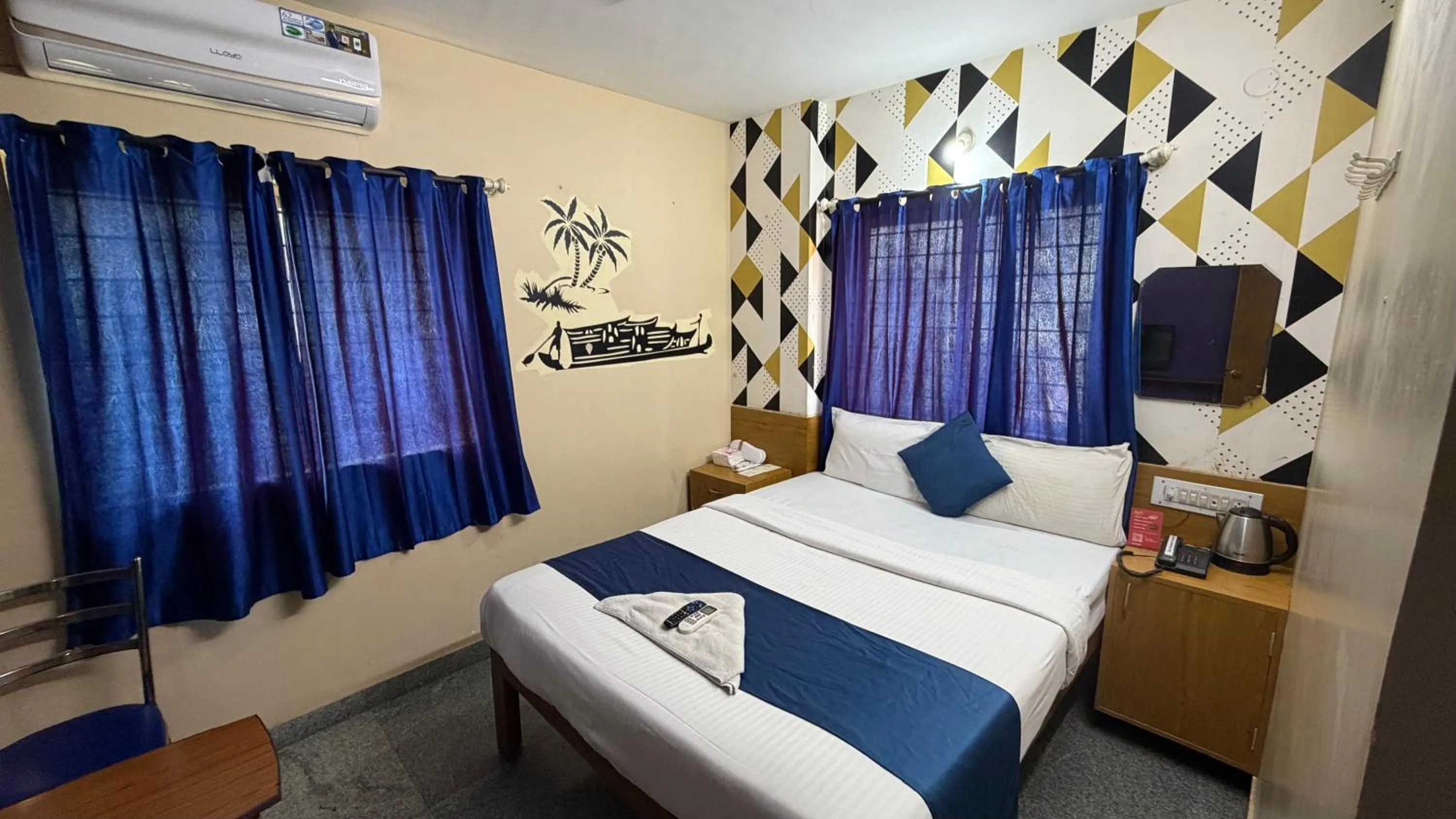 Bed in Hotel Natasha Regency Bangalore Airport