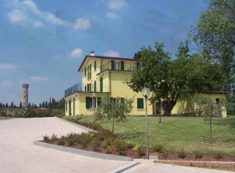 Property building in Albergo quatro pini