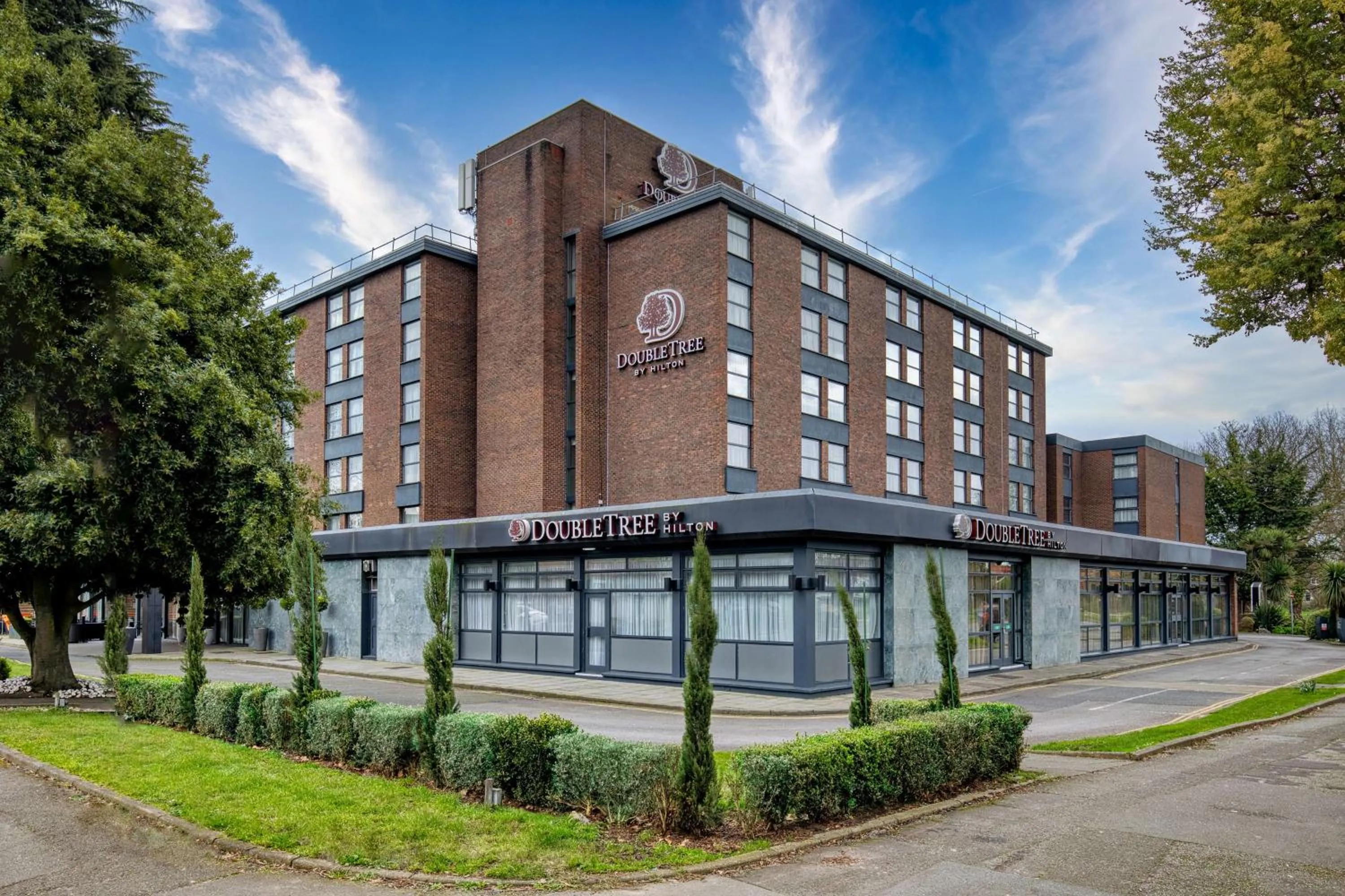 Property building in DoubleTree by Hilton London Ealing