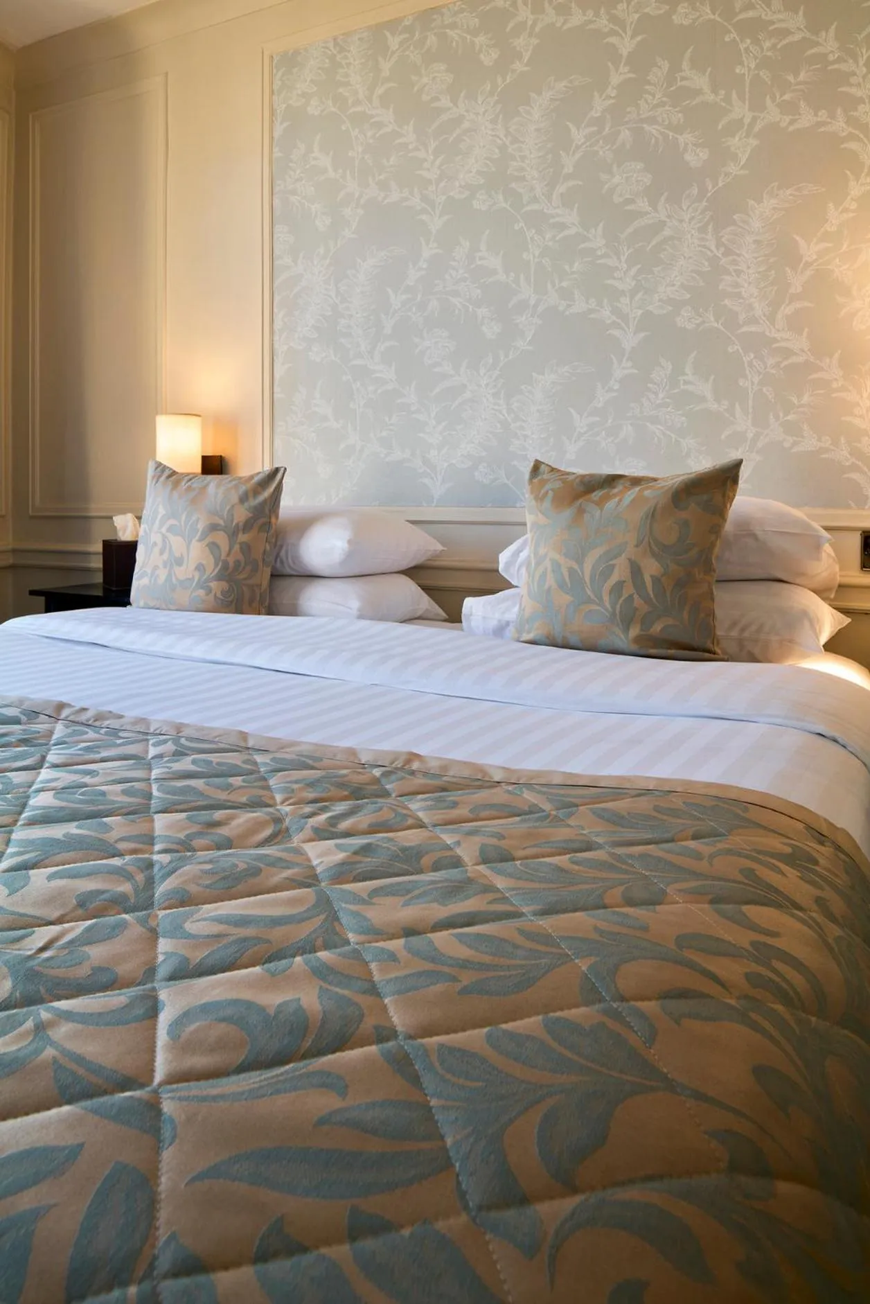 Bed in Sloane Square Hotel