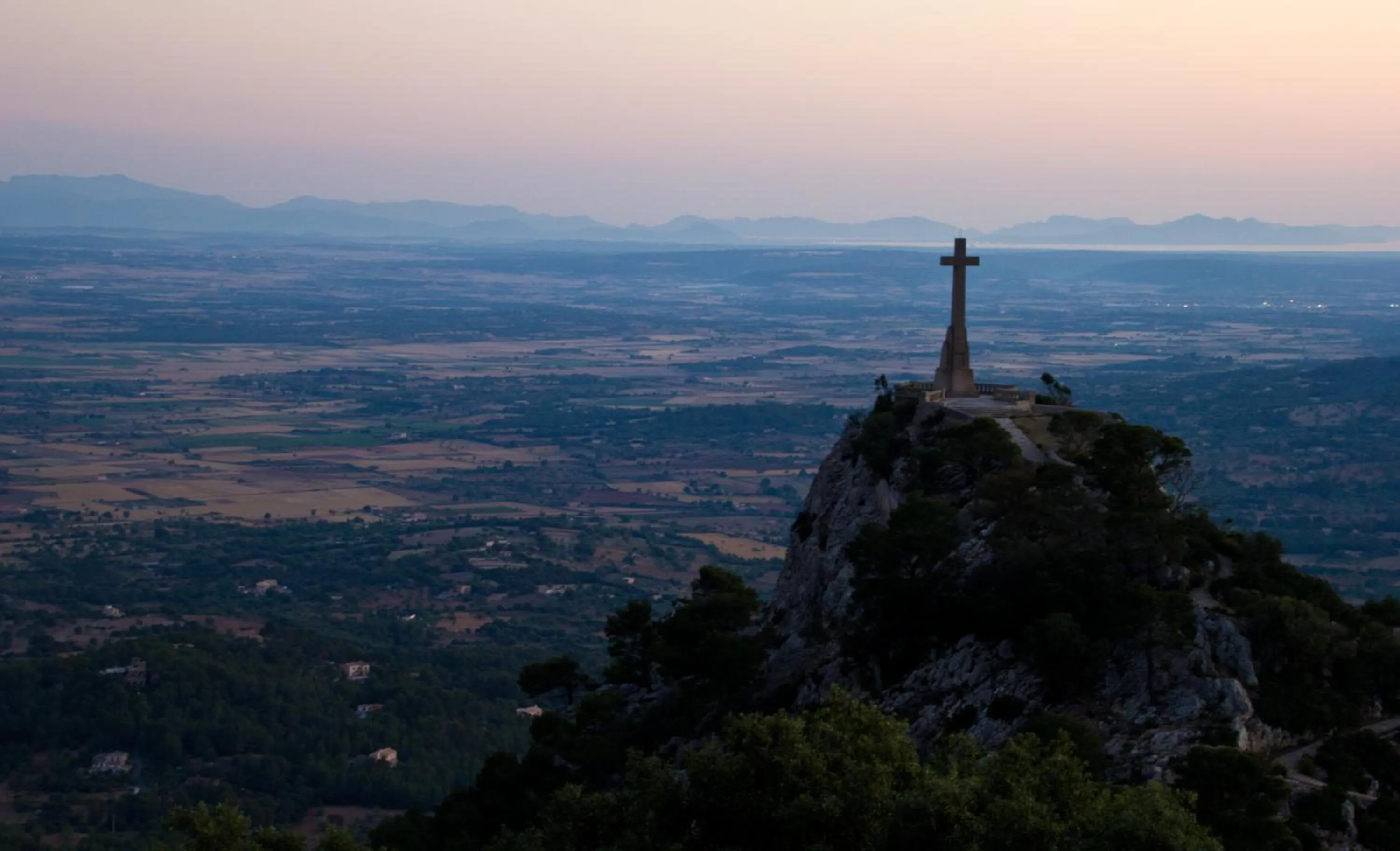 Natural landscape in Petit Hotel Hostatgeria Sant Salvador