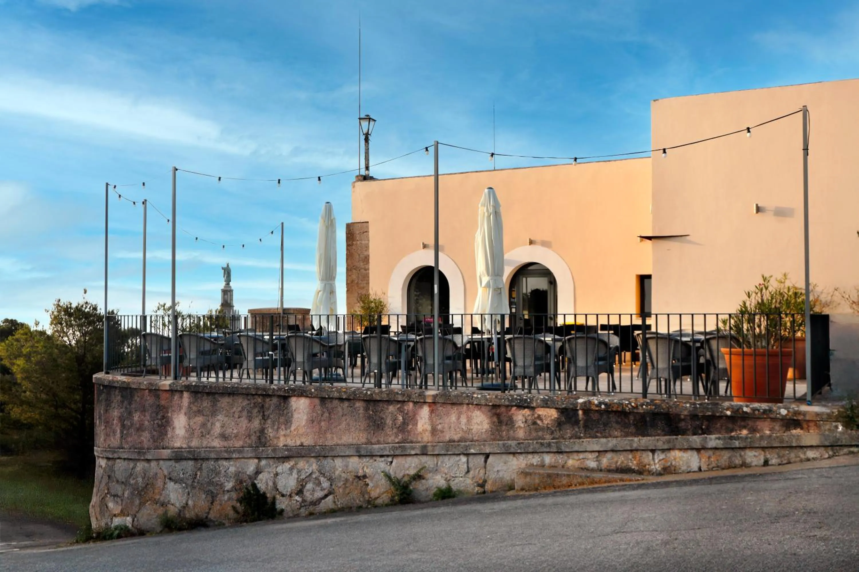 Restaurant/places to eat in Petit Hotel Hostatgeria Sant Salvador