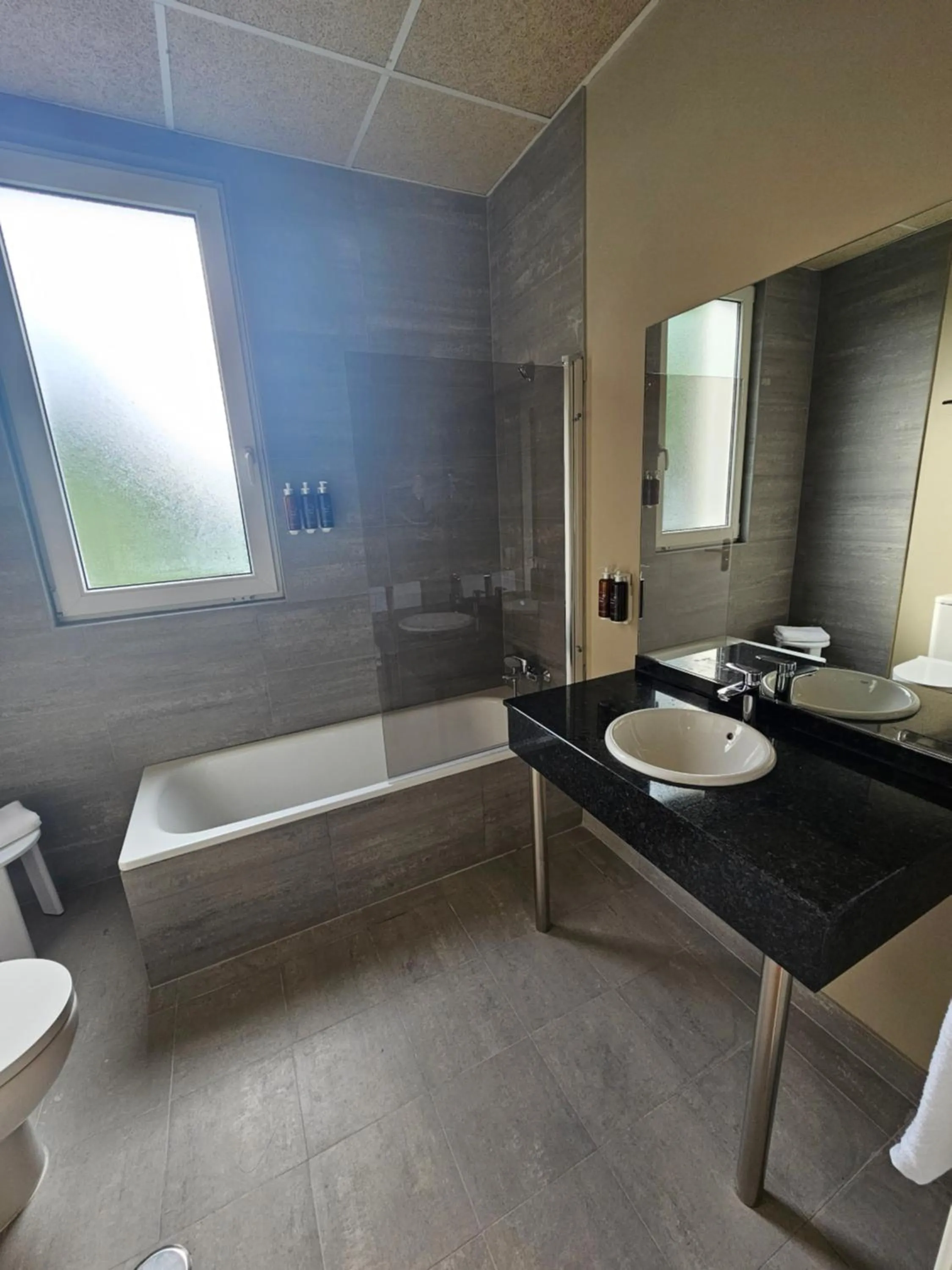 Bathroom in Hotel Sukha