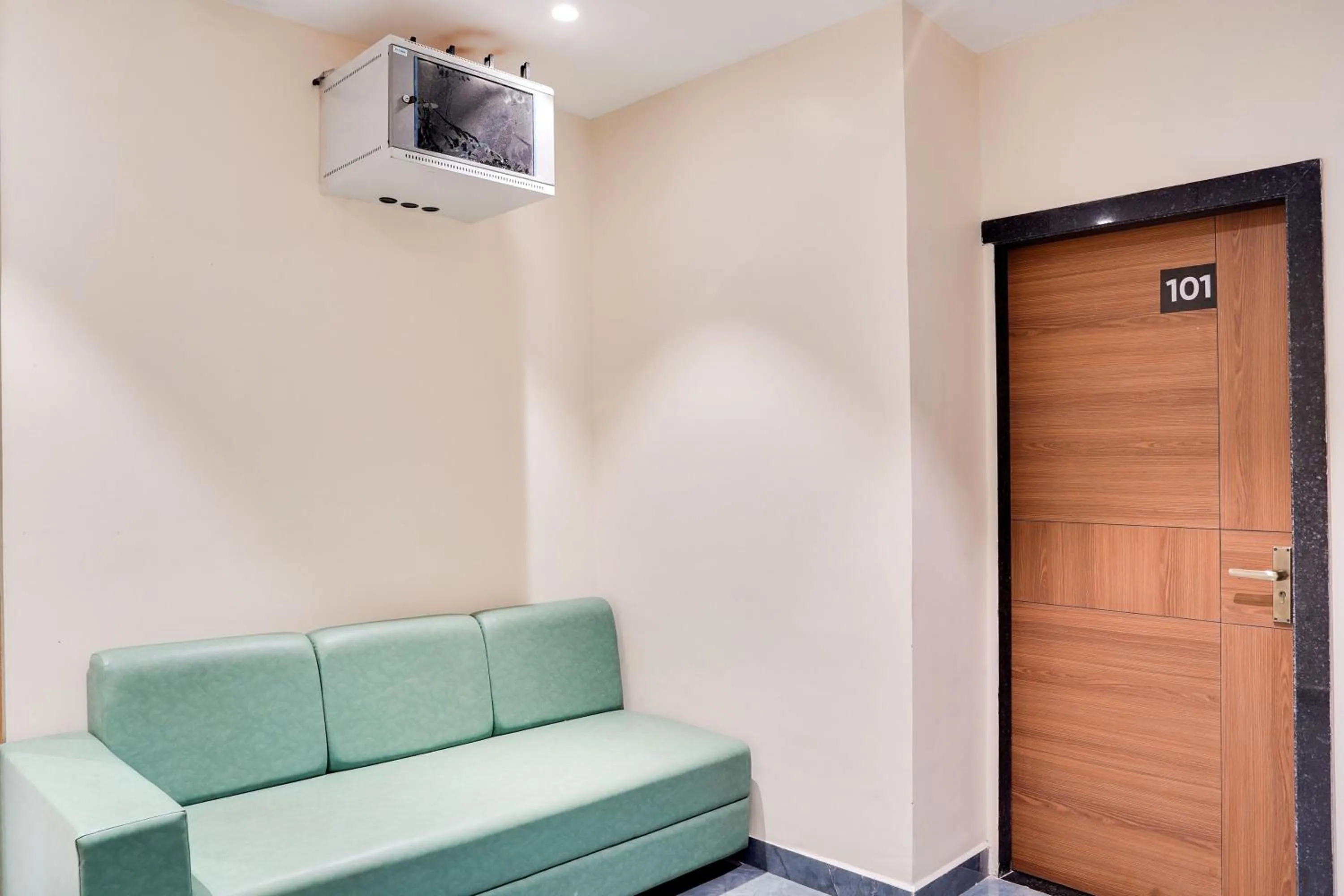 Lobby or reception in HOTEL O ANJANEY PALACE