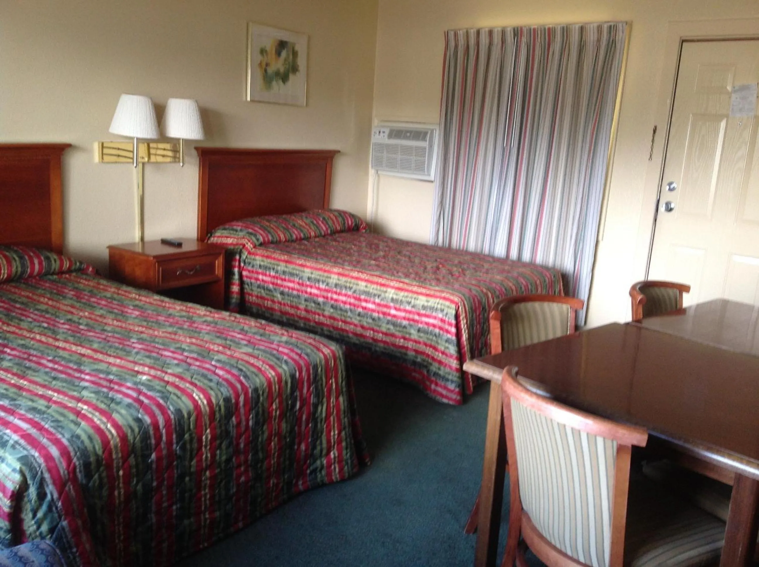 Bedroom in The Suwannee Gables Motel & Marina