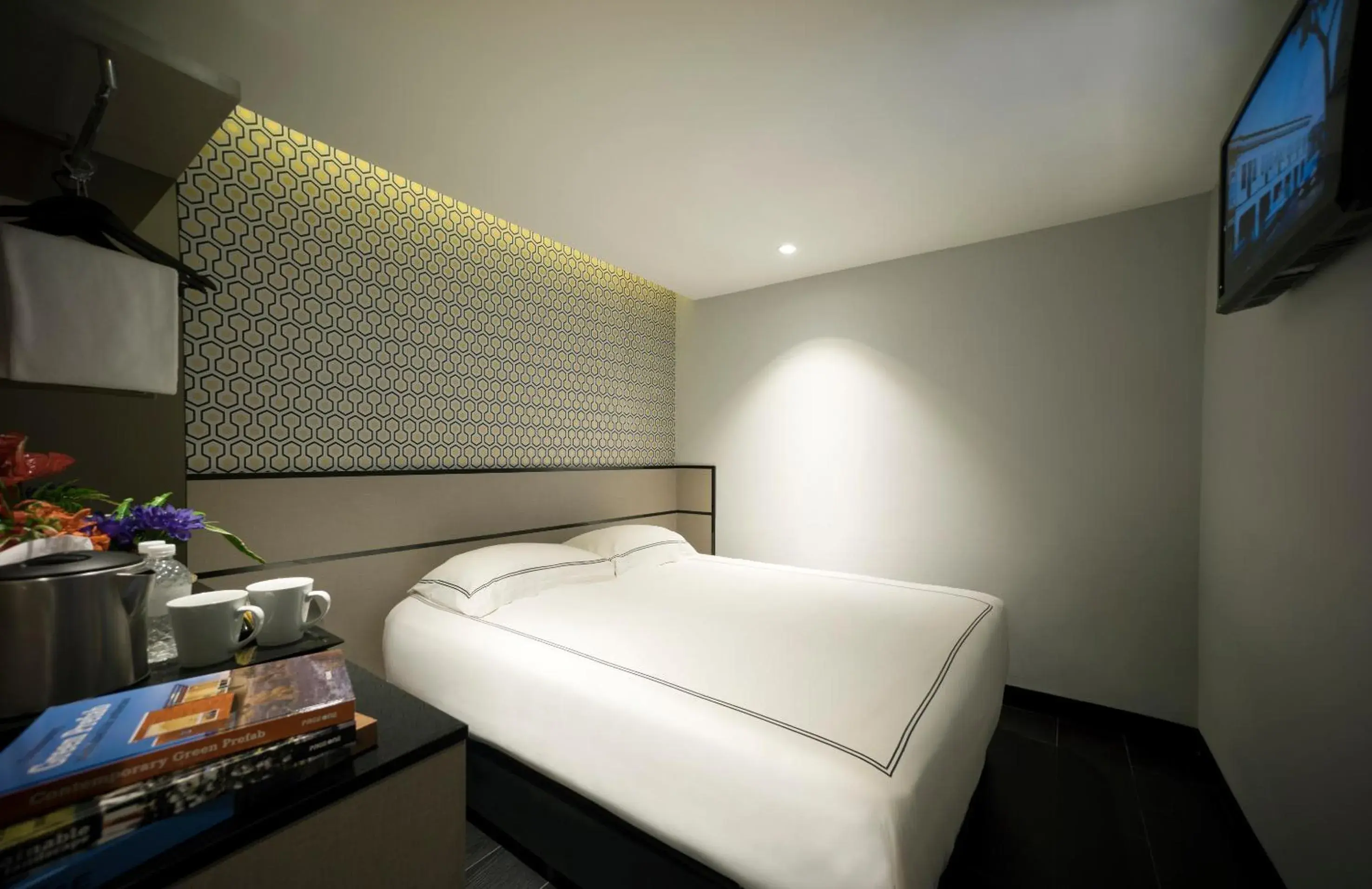 Standard Double Room in Venue Hotel The Lily Standard Double Room in Venue Hotel The Lily