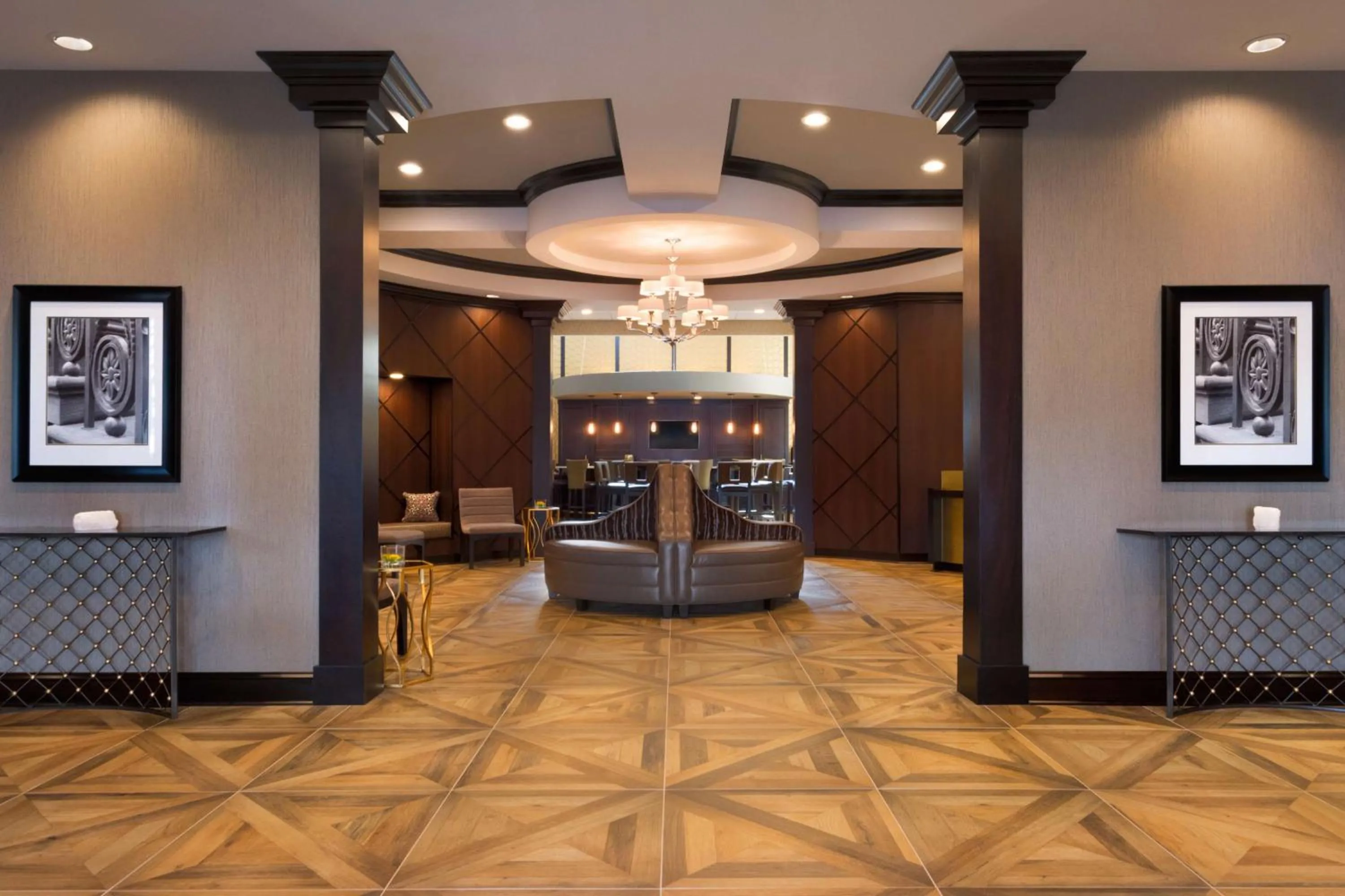 Lobby or reception in DoubleTree by Hilton Charleston Mount Pleasant