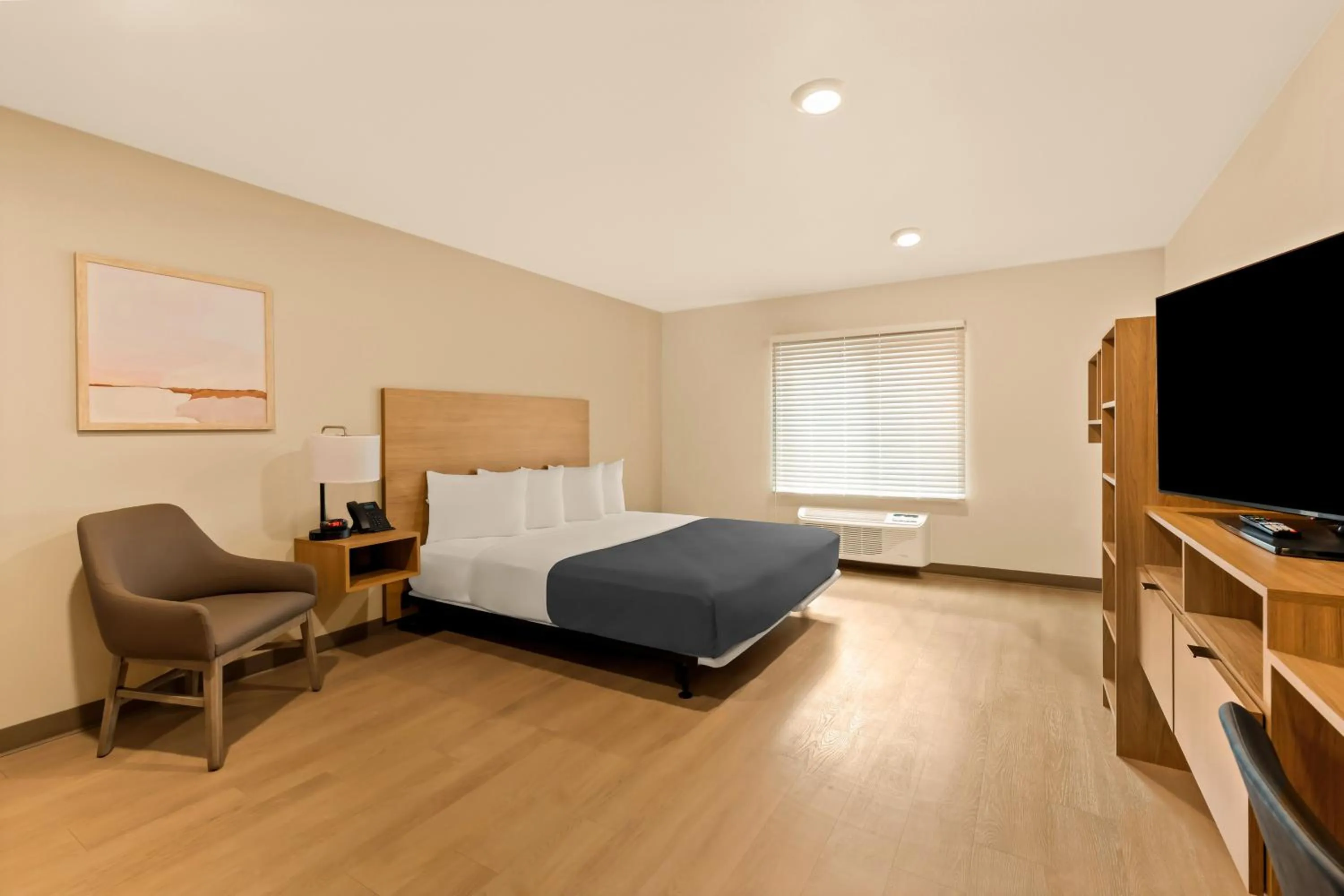 Bed in LivAway Suites Nashville-Smyrna