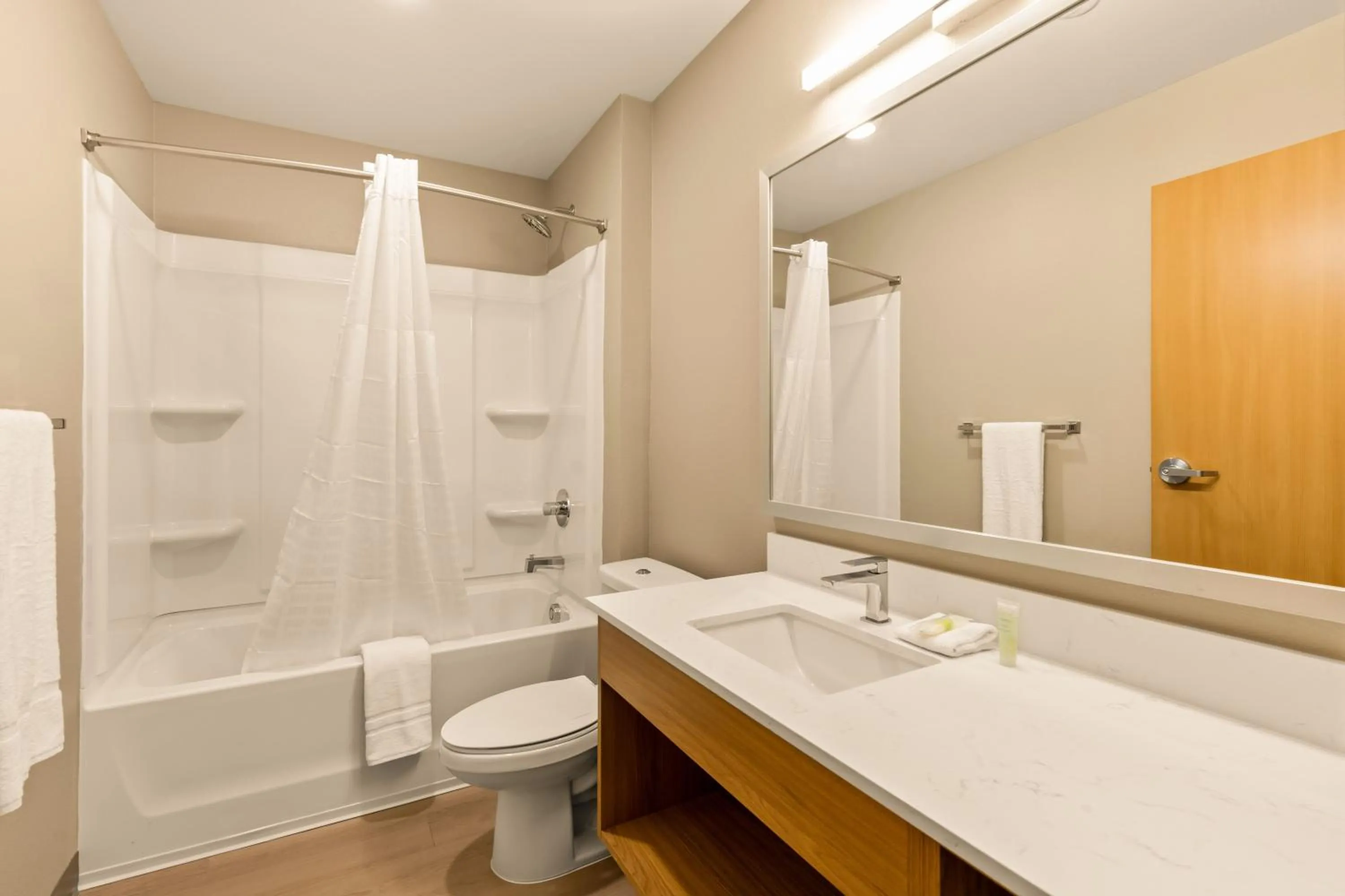 LivAway Suites Nashville-Smyrna