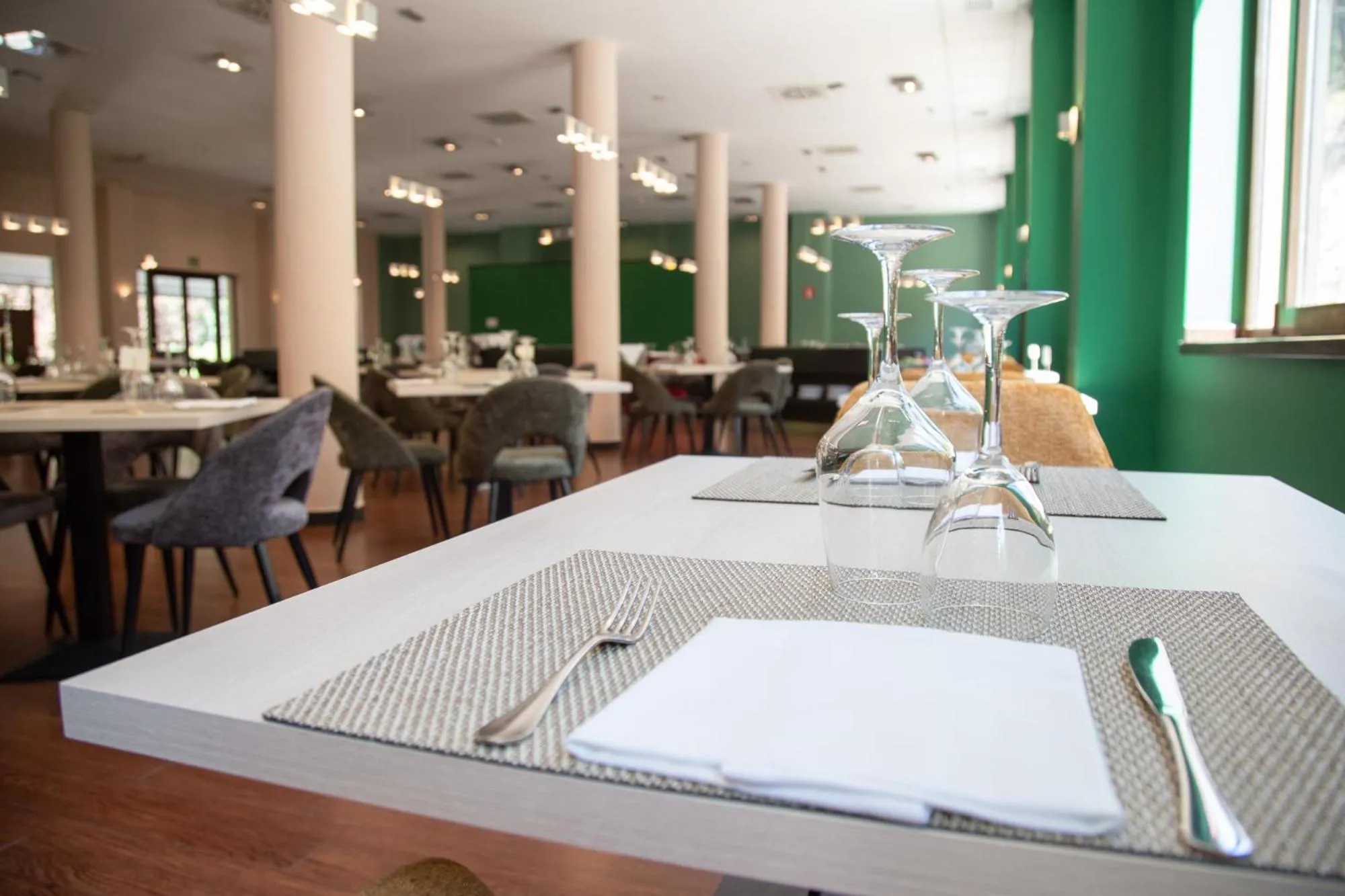 Restaurant/places to eat in Hotel Real Balneario Carlos III