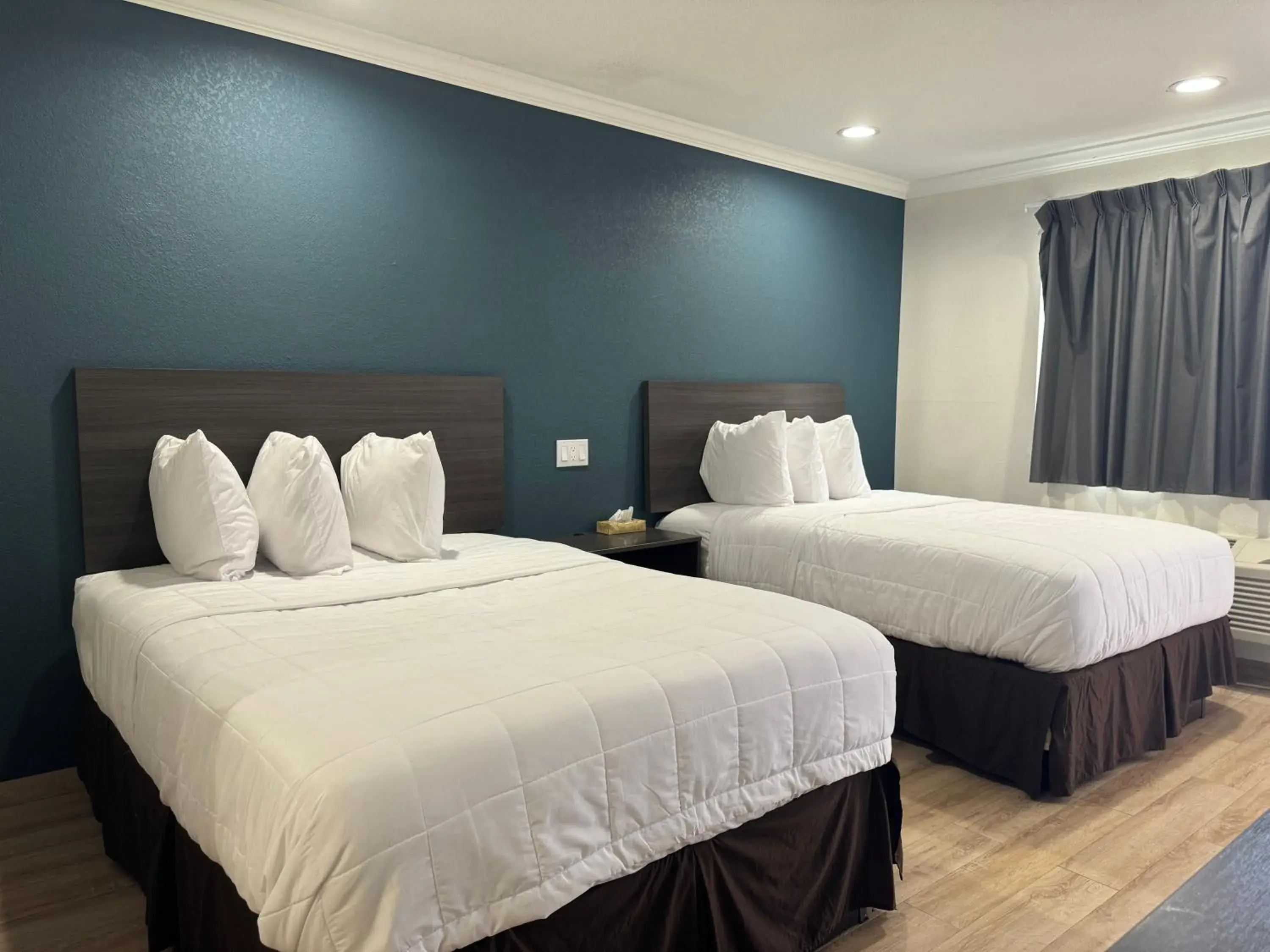 Double or Twin Room in Baymont by Wyndham Bakersfield Double or Twin Room in Baymont by Wyndham Bakersfield