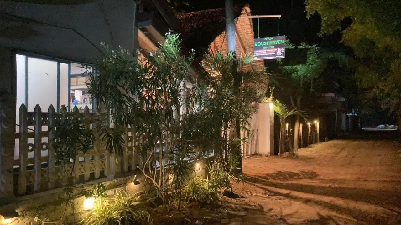 Ceylon Beach haven Uppuveli
