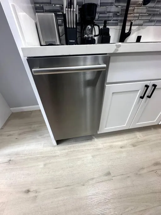 Kitchen or kitchenette in Gem of Waikiki at Inn on the Park