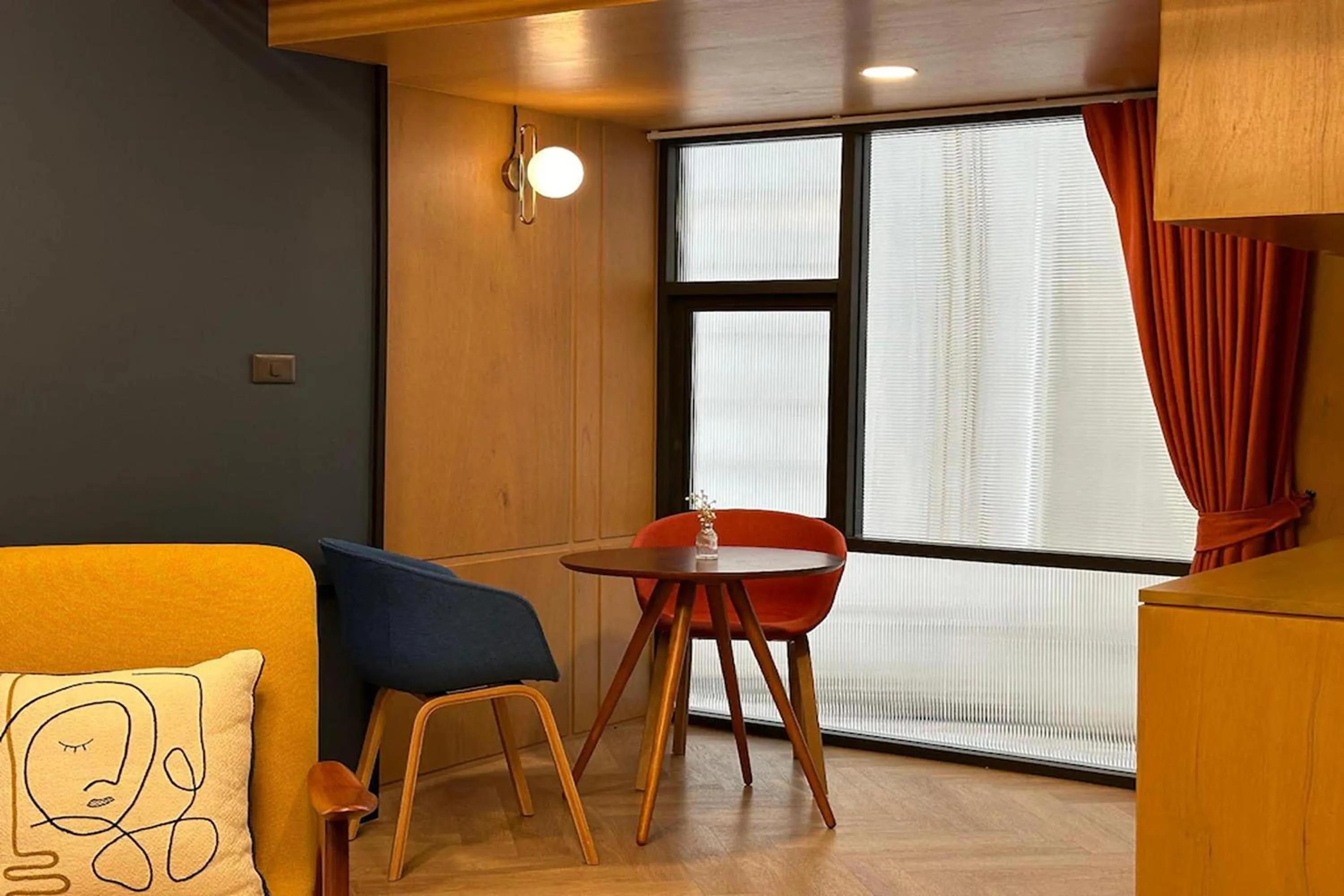 Seating area in Parcel Hotel Bangkok