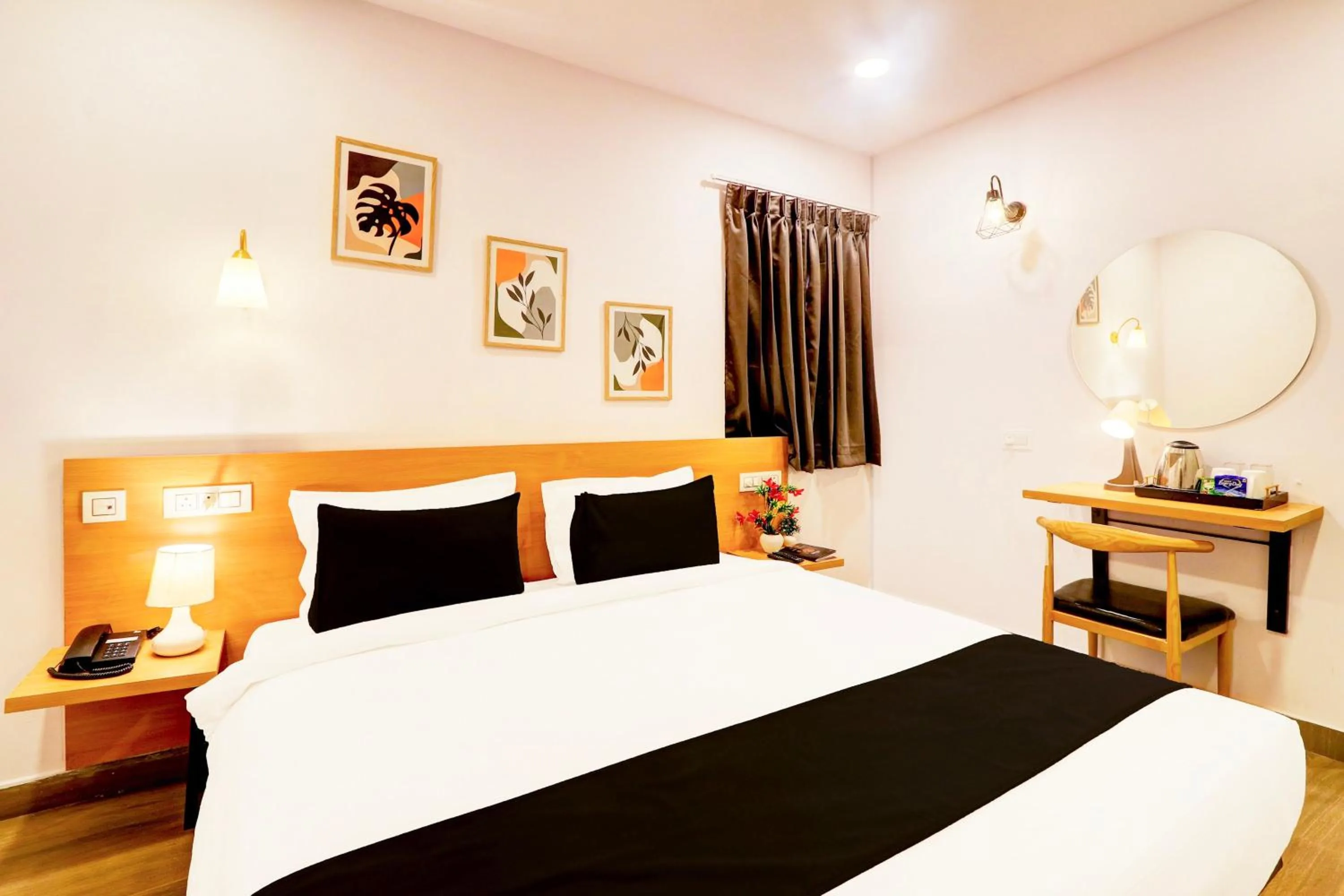 Bedroom, Bed in Super Townhouse CASA GRAND HIMAYATNAGAR