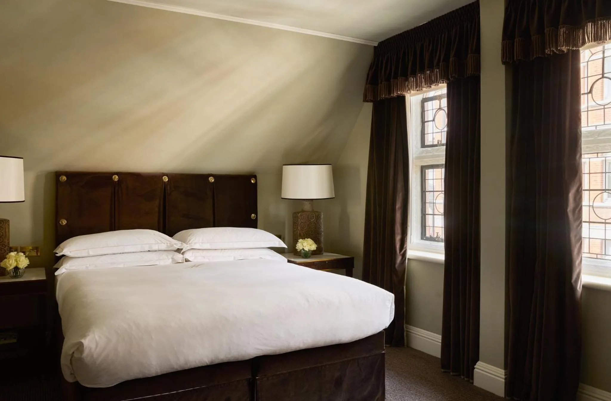 Nearby landmark, Bed in Milestone Hotel Kensington