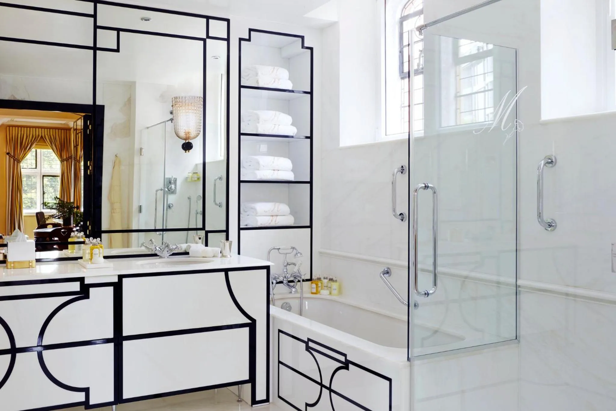 Bathroom in Milestone Hotel Kensington