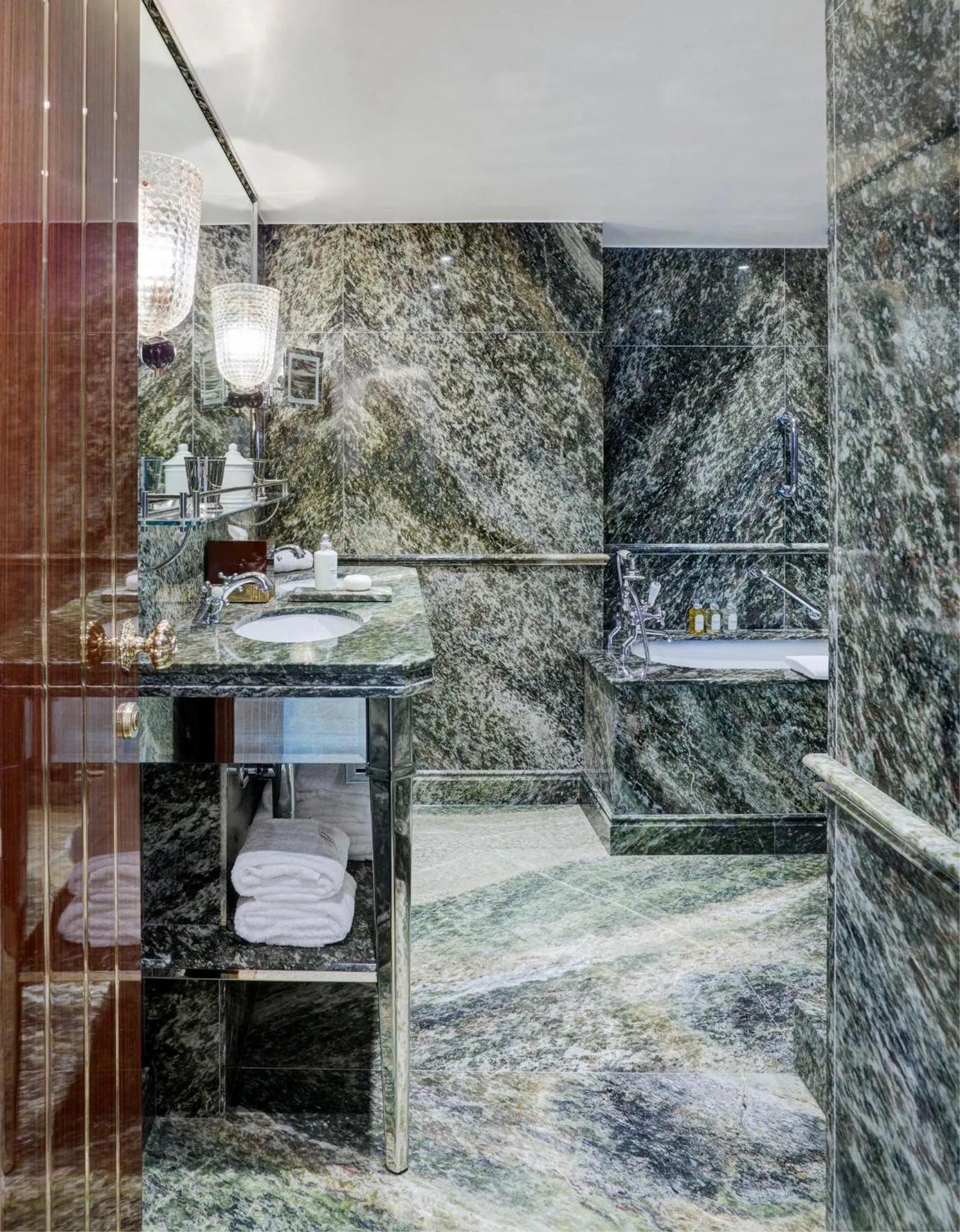 Bathroom in Milestone Hotel Kensington