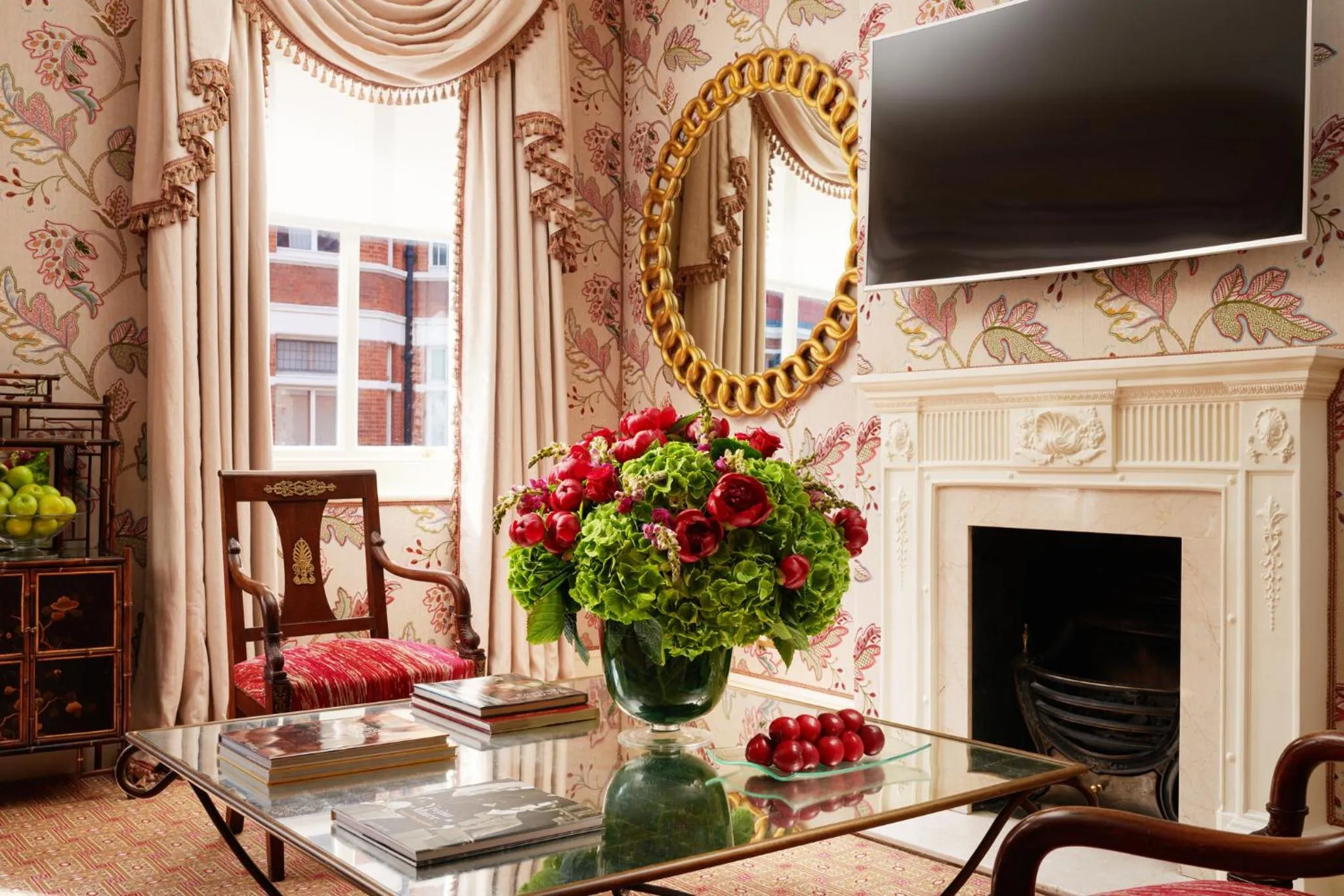 Living room in Milestone Hotel Kensington