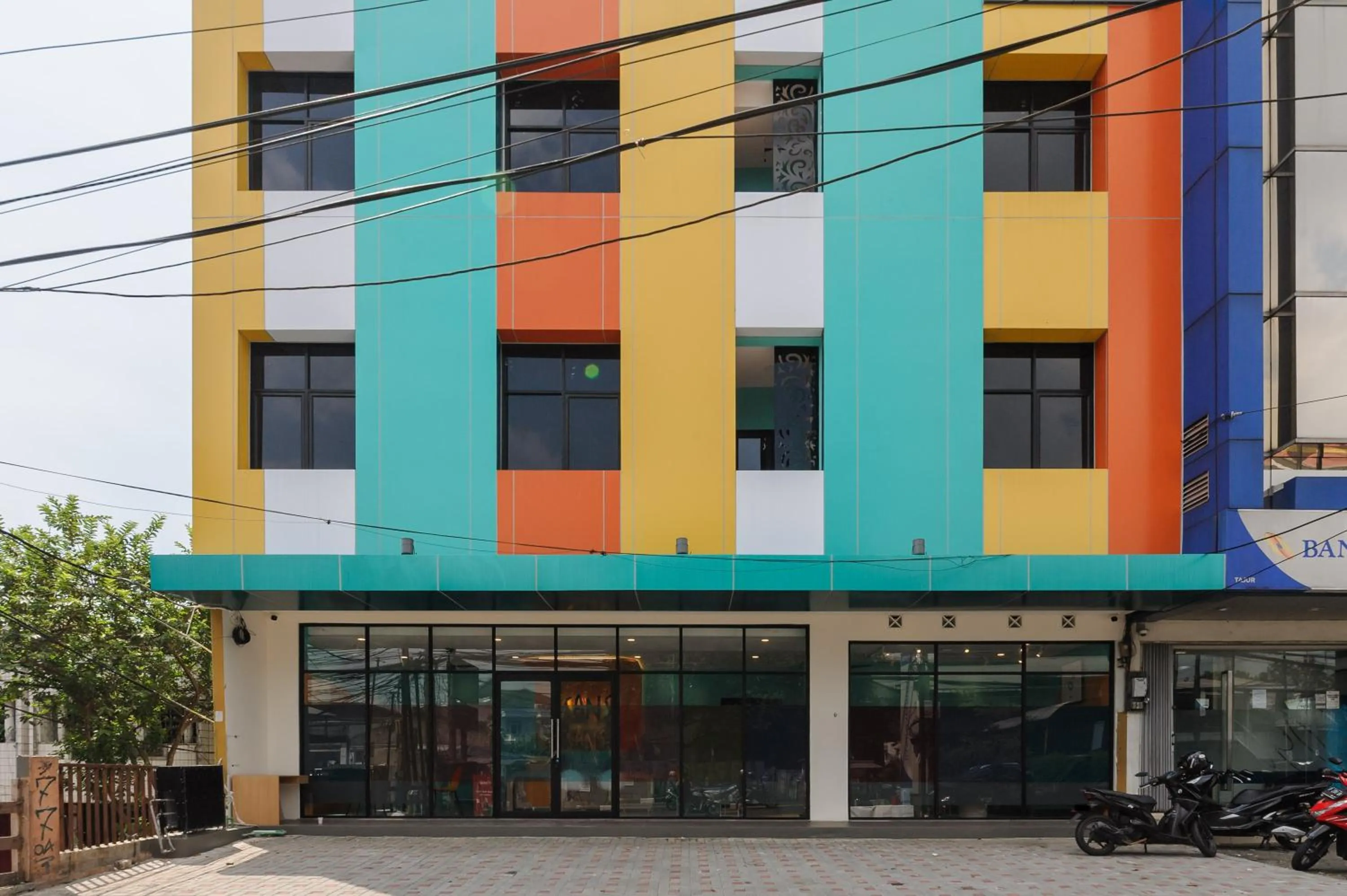 Property building in Sans Hotel Tajur Bogor