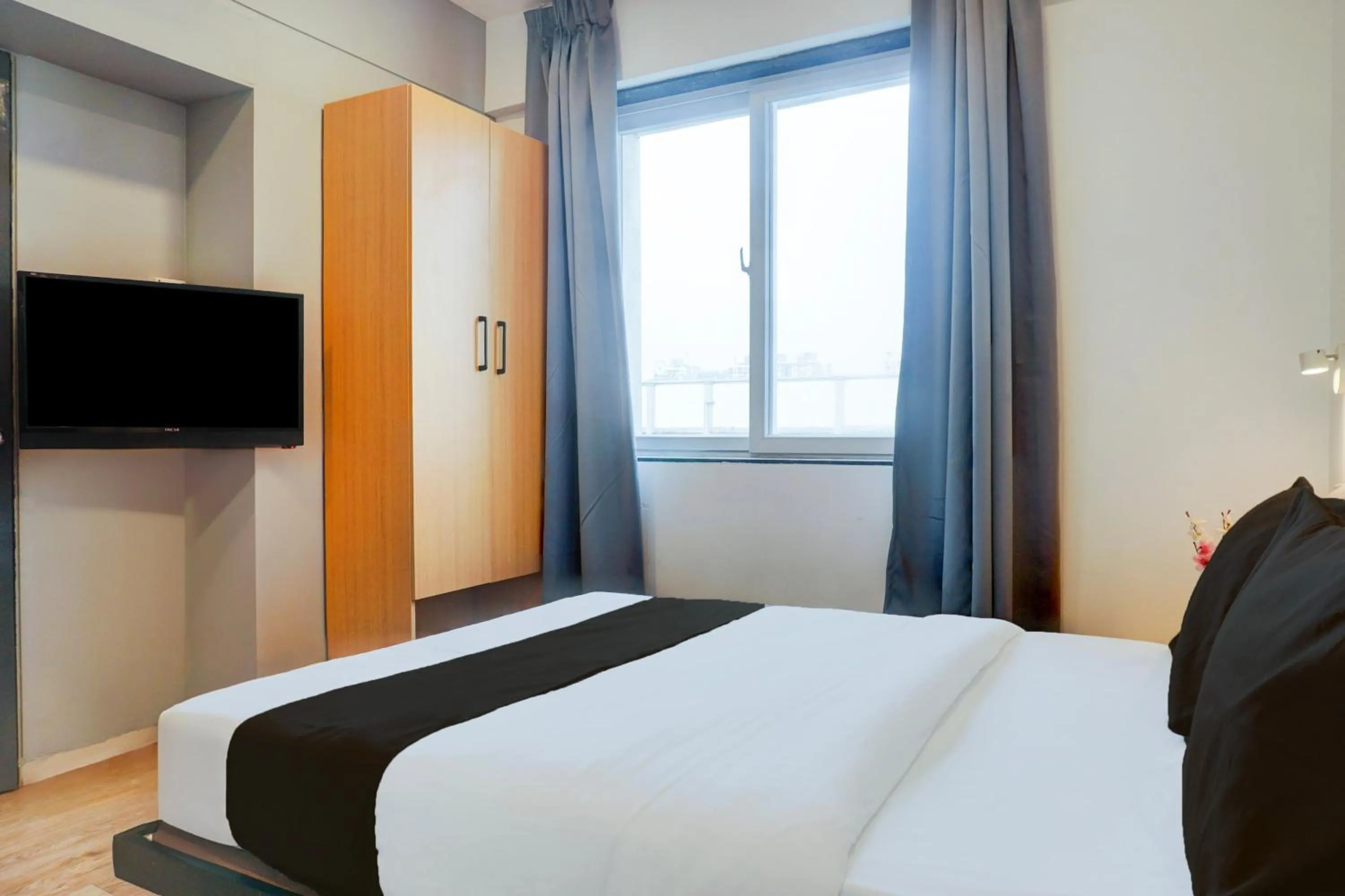 Bedroom, Bed in Super Townhouse Balewadi