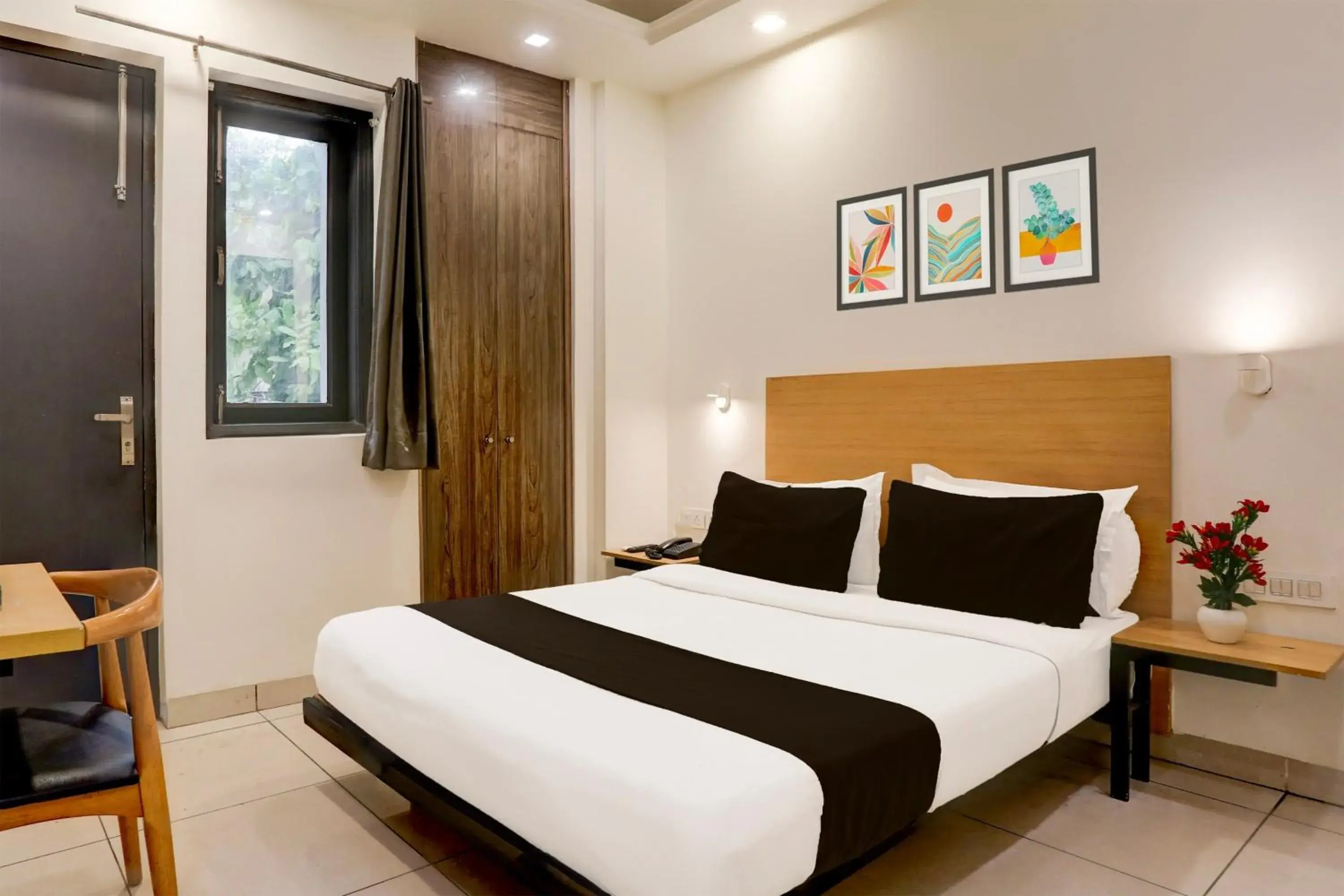 Standard Double Room - single occupancy in Super Townhouse Rohini Sector 18 Formerly Relic Stay Standard Double Room - single occupancy in Super Townhouse Rohini Sector 18 Formerly Relic Stay