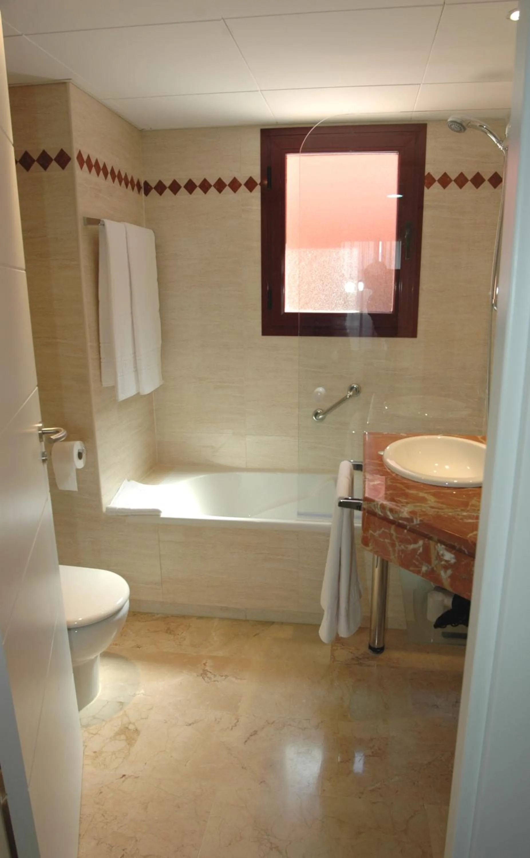 Bathroom in Apartamentos Manilva Green