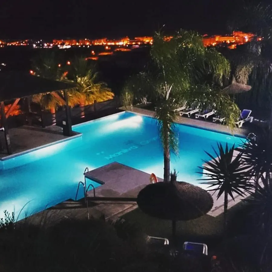 Swimming pool in Apartamentos Manilva Green