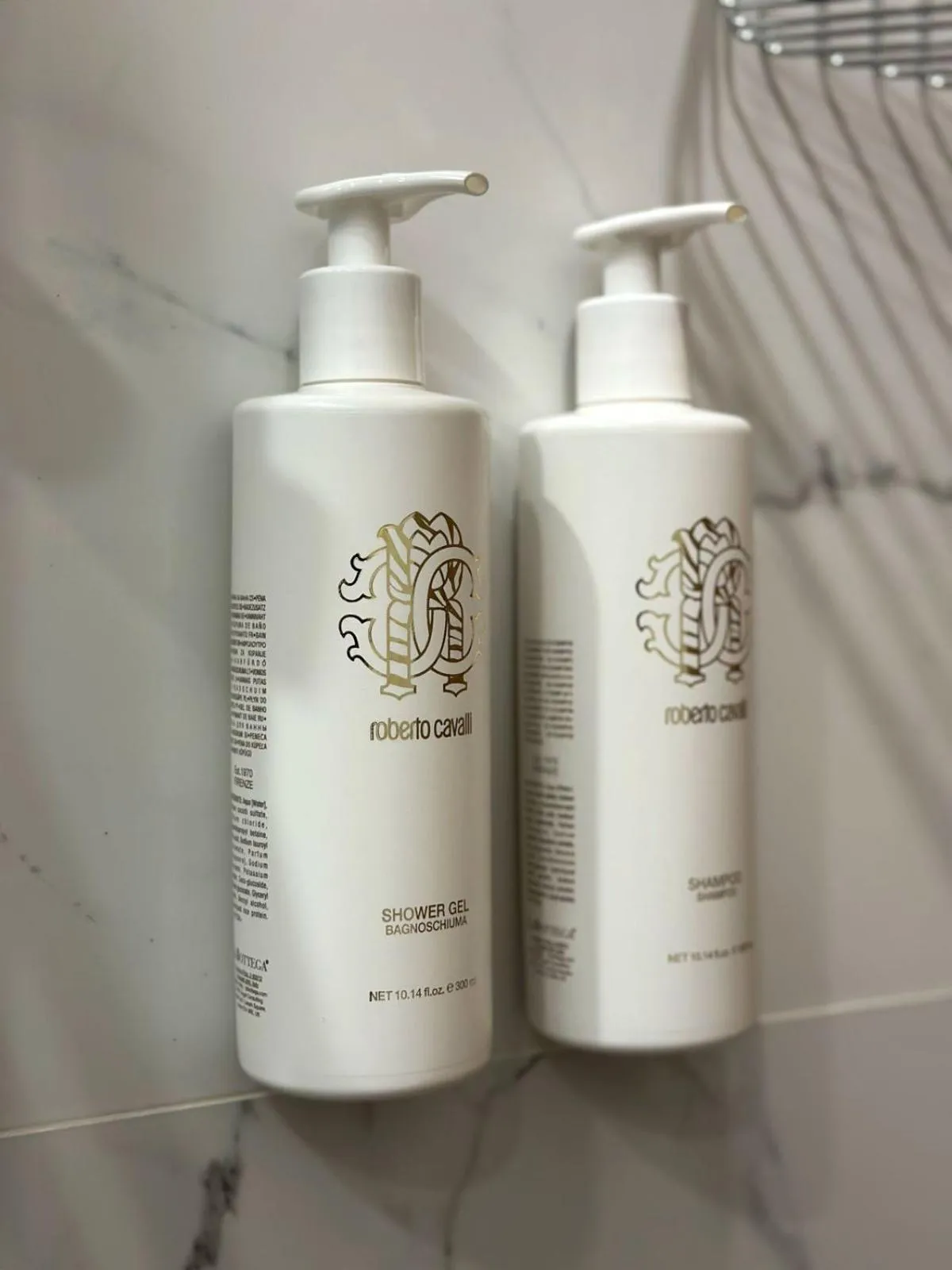 Shower in Ser In Hotel