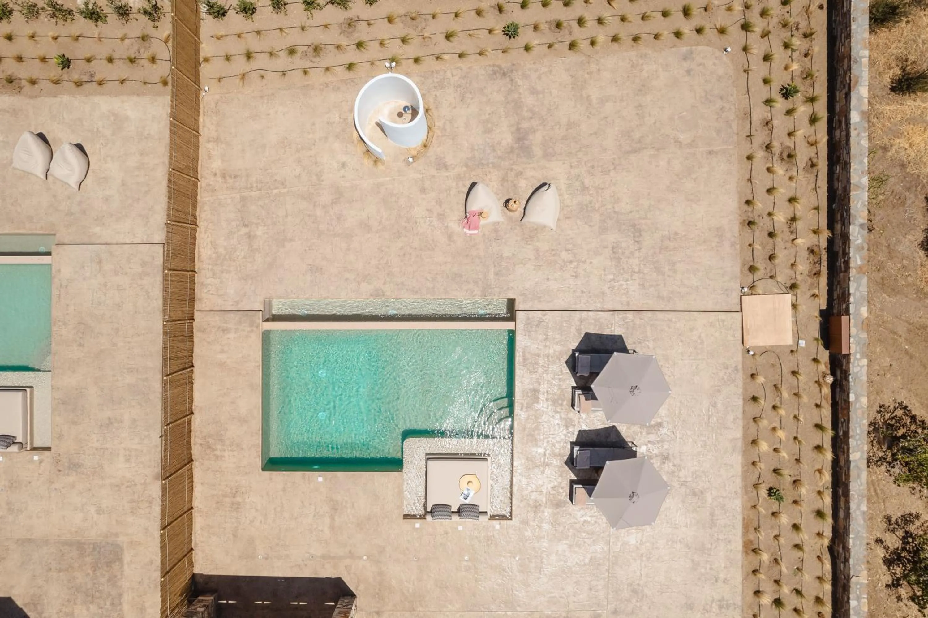 Property building in Thalelion 3 bedroom Villas with private pool and Jacuzzi