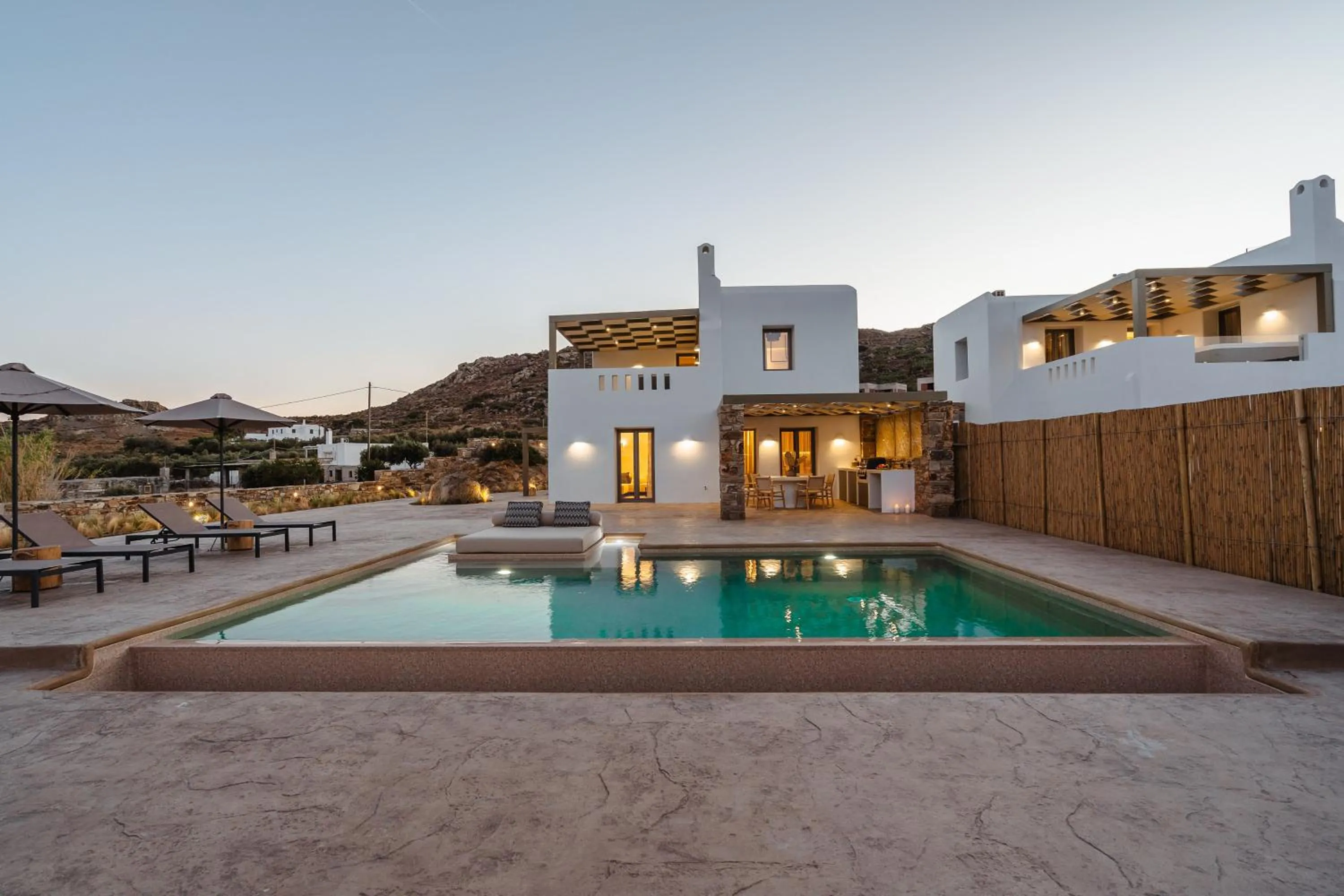 Property building in Thalelion 3 bedroom Villas with private pool and Jacuzzi