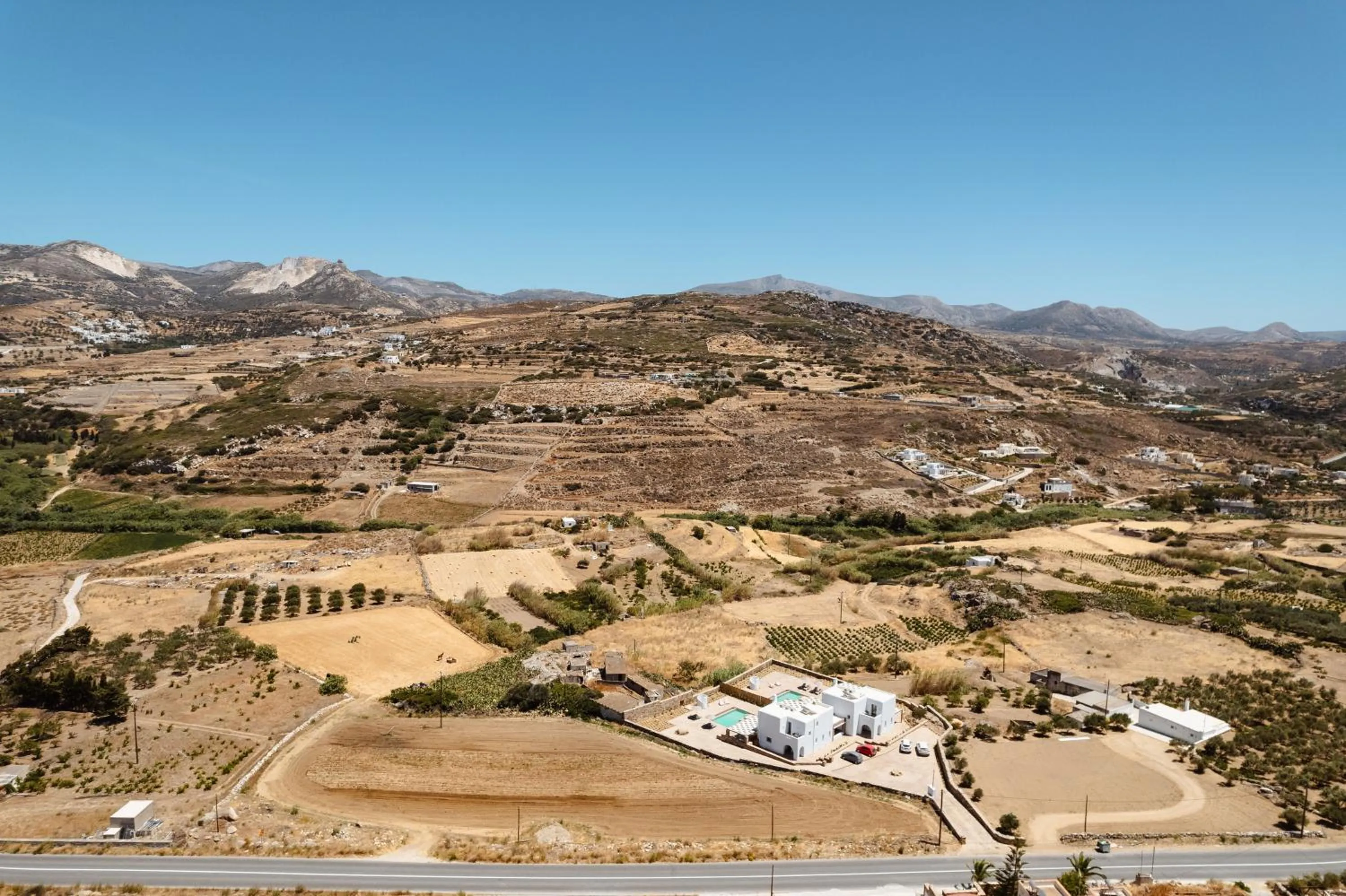 Property building in Thalelion 3 bedroom Villas with private pool and Jacuzzi