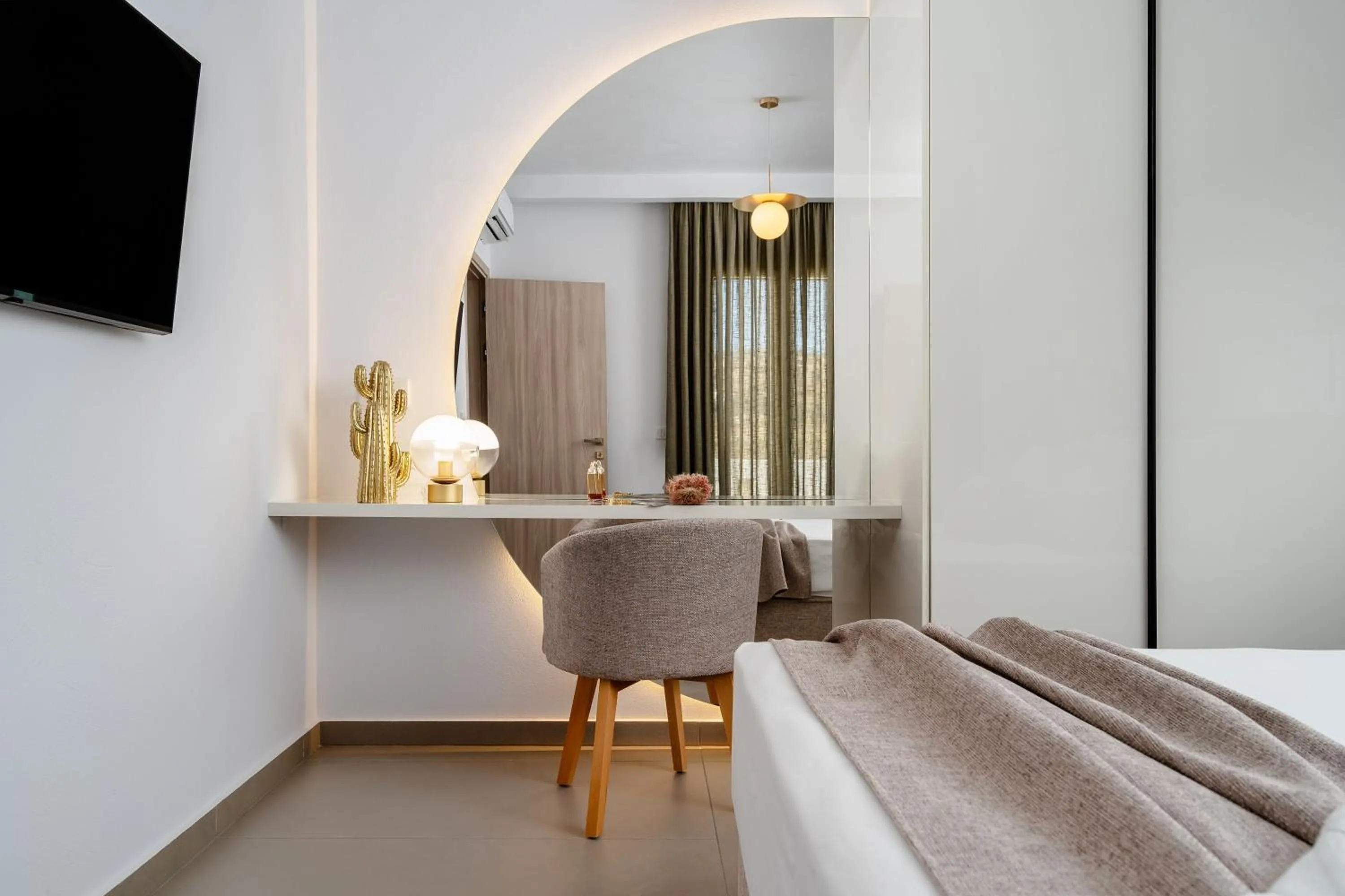 Patio, Bed in Thalelion 3 bedroom Villas with private pool and Jacuzzi