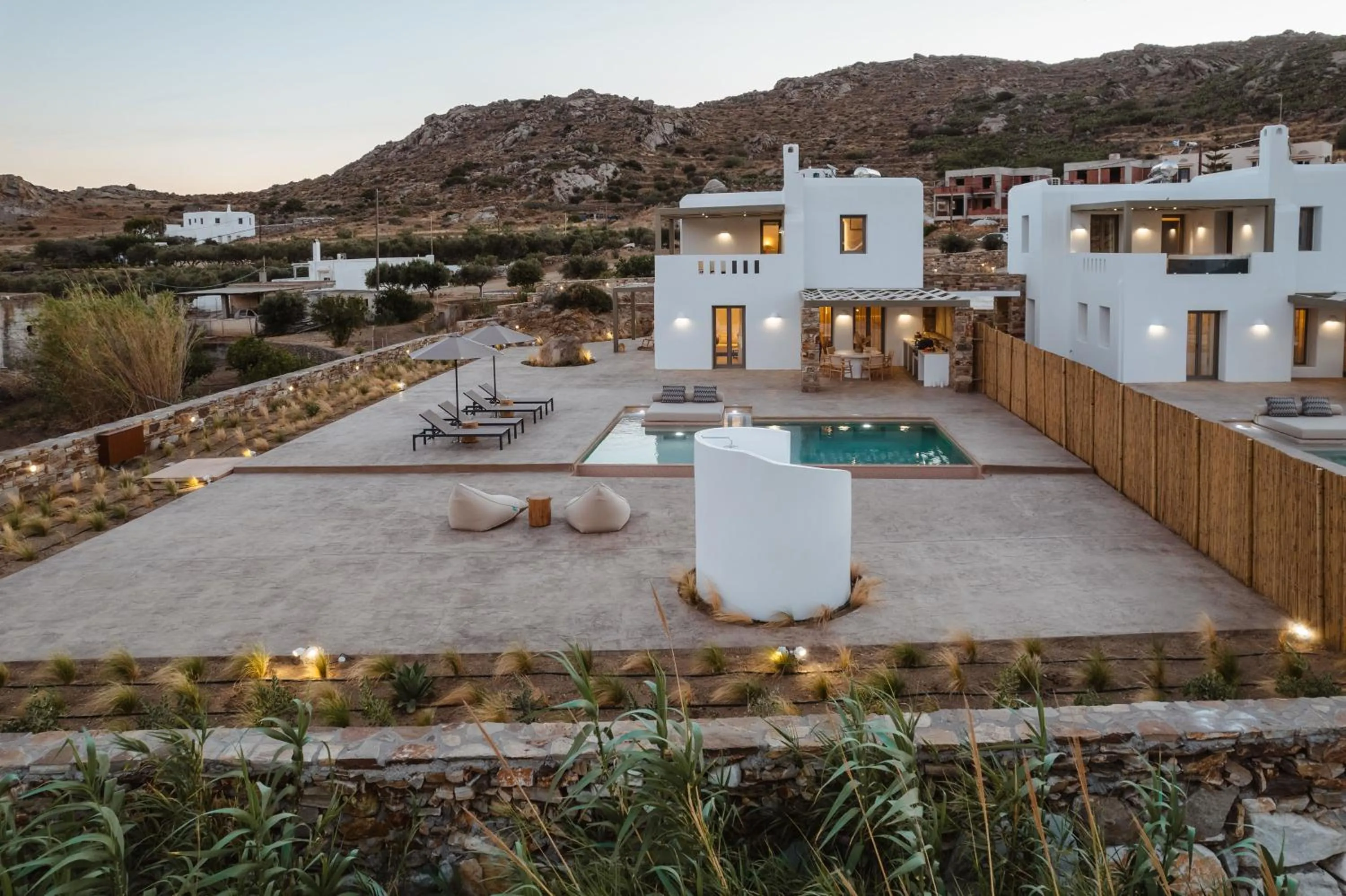 Property building in Thalelion 3 bedroom Villas with private pool and Jacuzzi