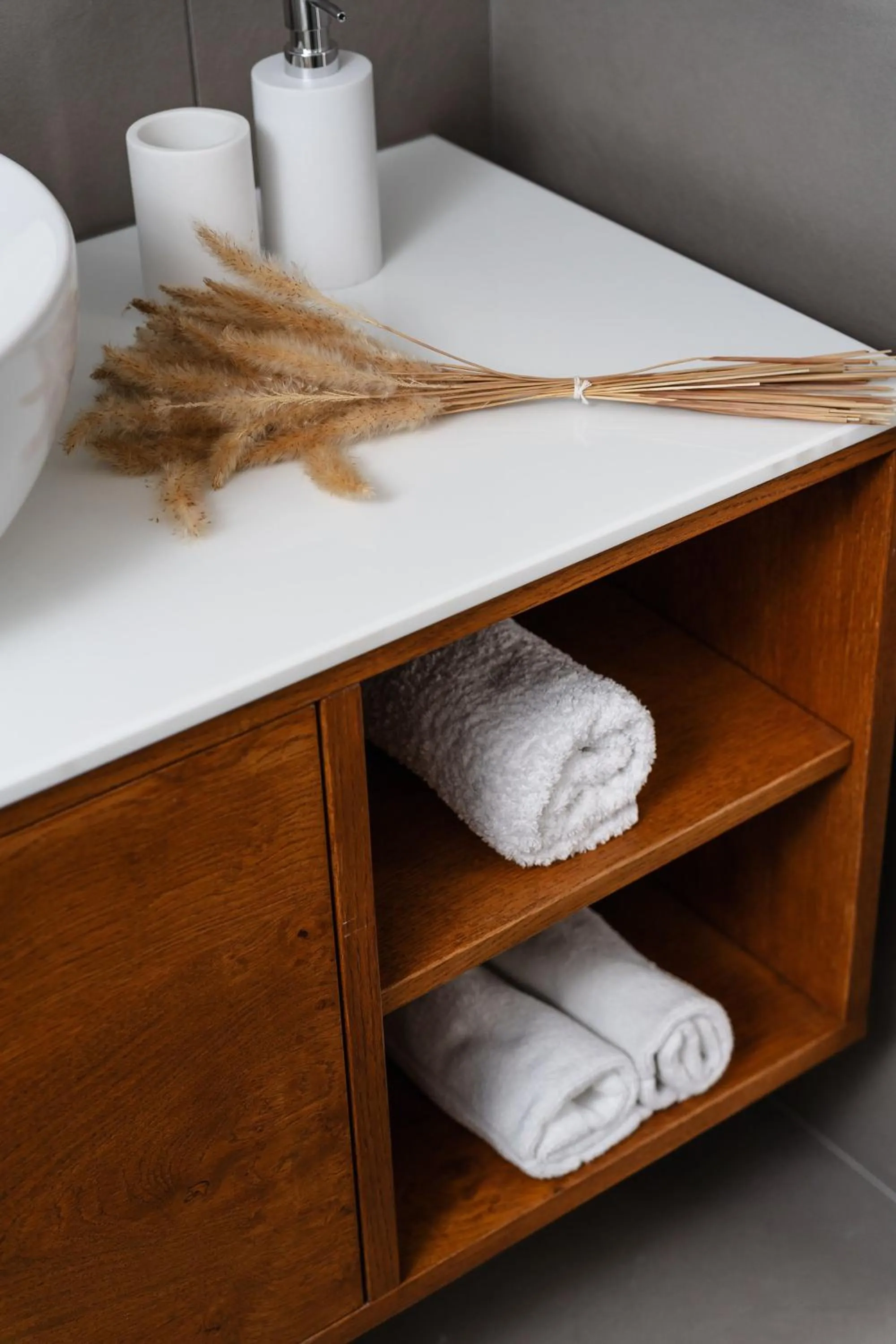 Bathroom in Thalelion 3 bedroom Villas with private pool and Jacuzzi