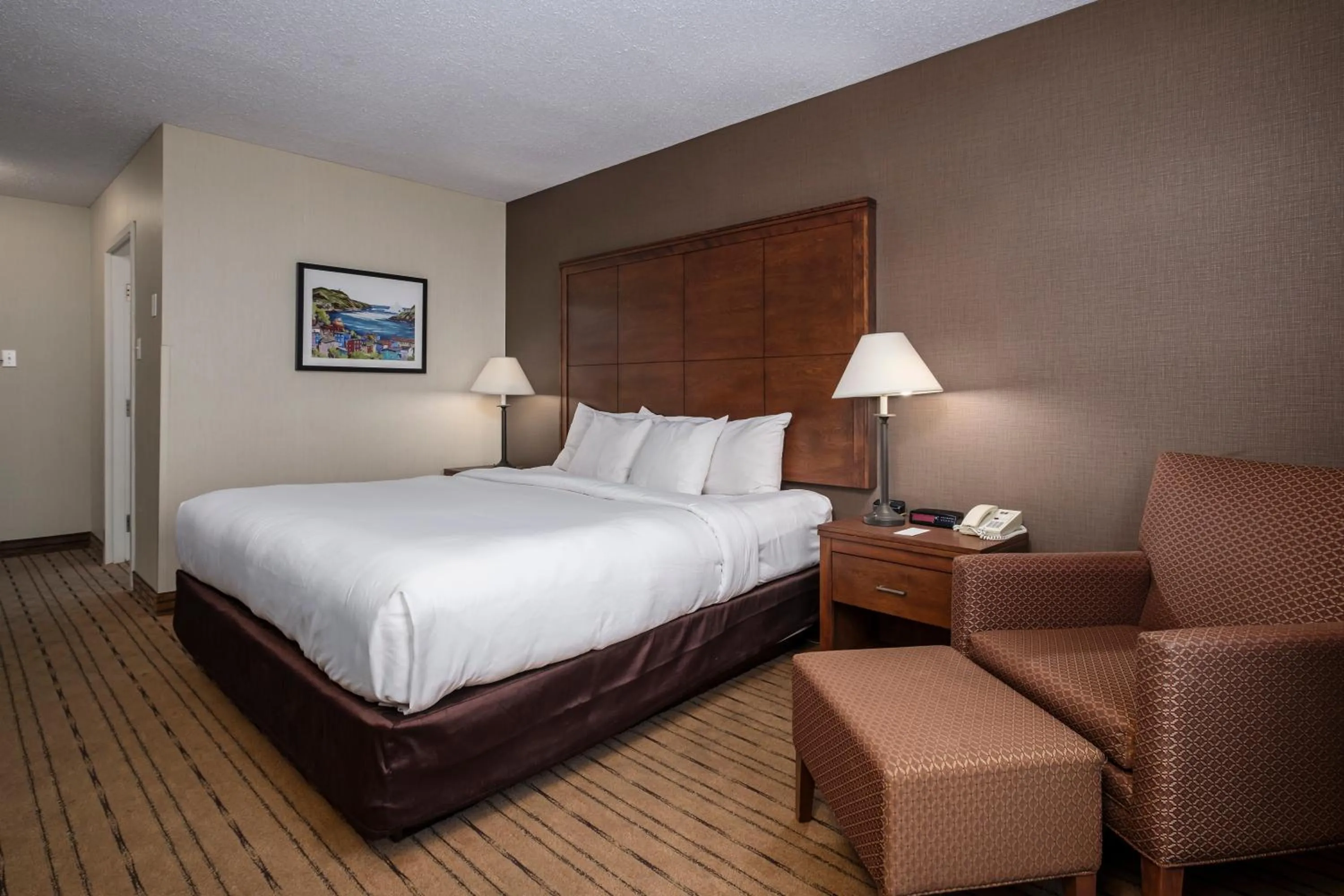 Bed in Comfort Inn - Gander