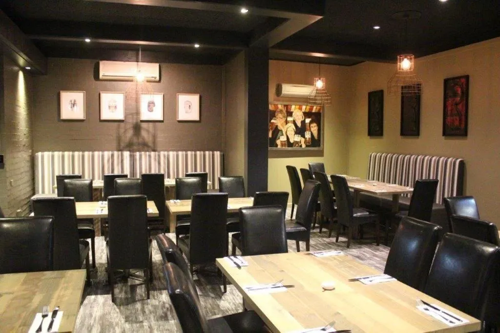 Restaurant/places to eat in Brougham Arms Hotel