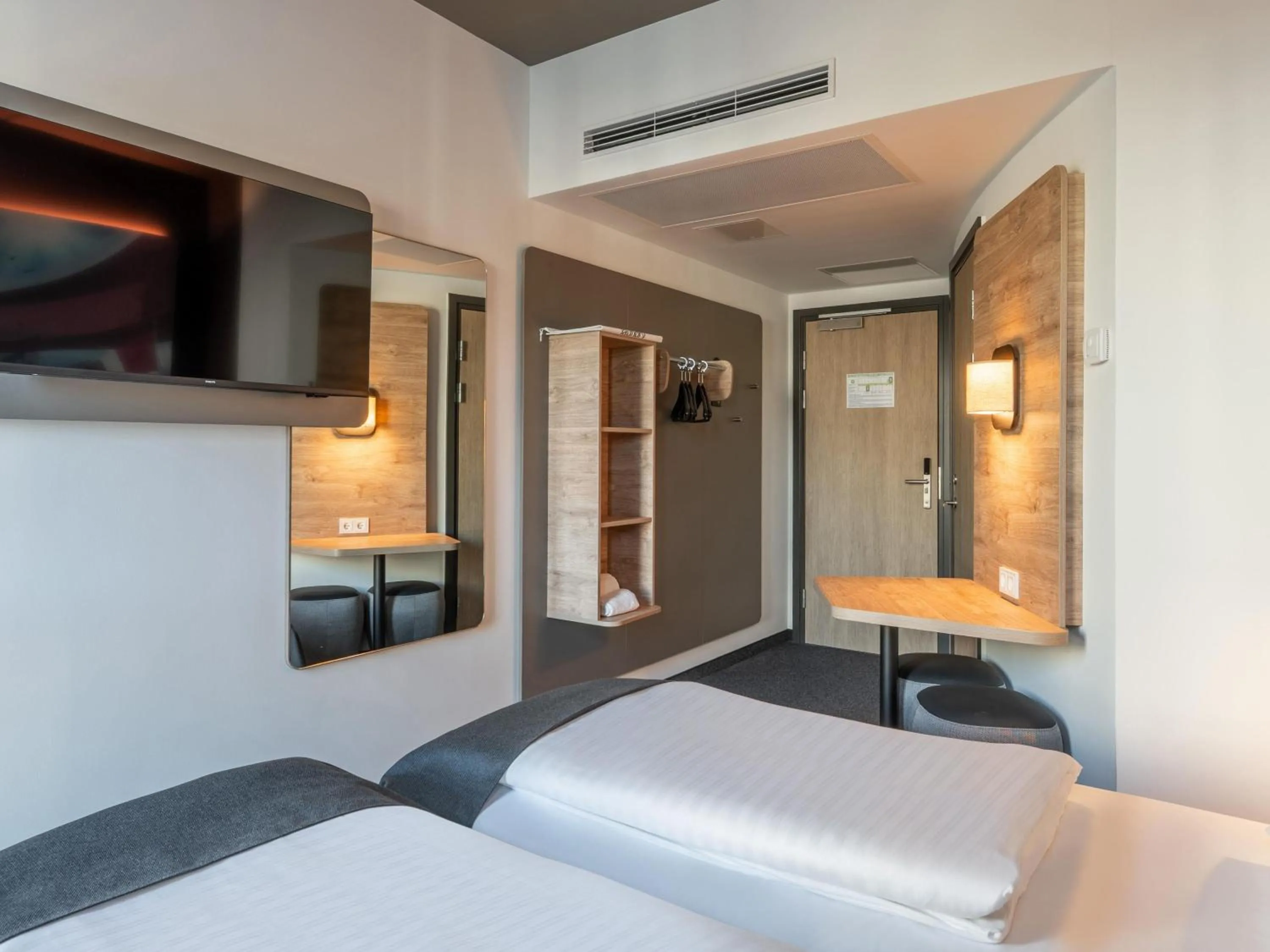 Photo of the whole room, Bed in B&B HOTEL Aalborg