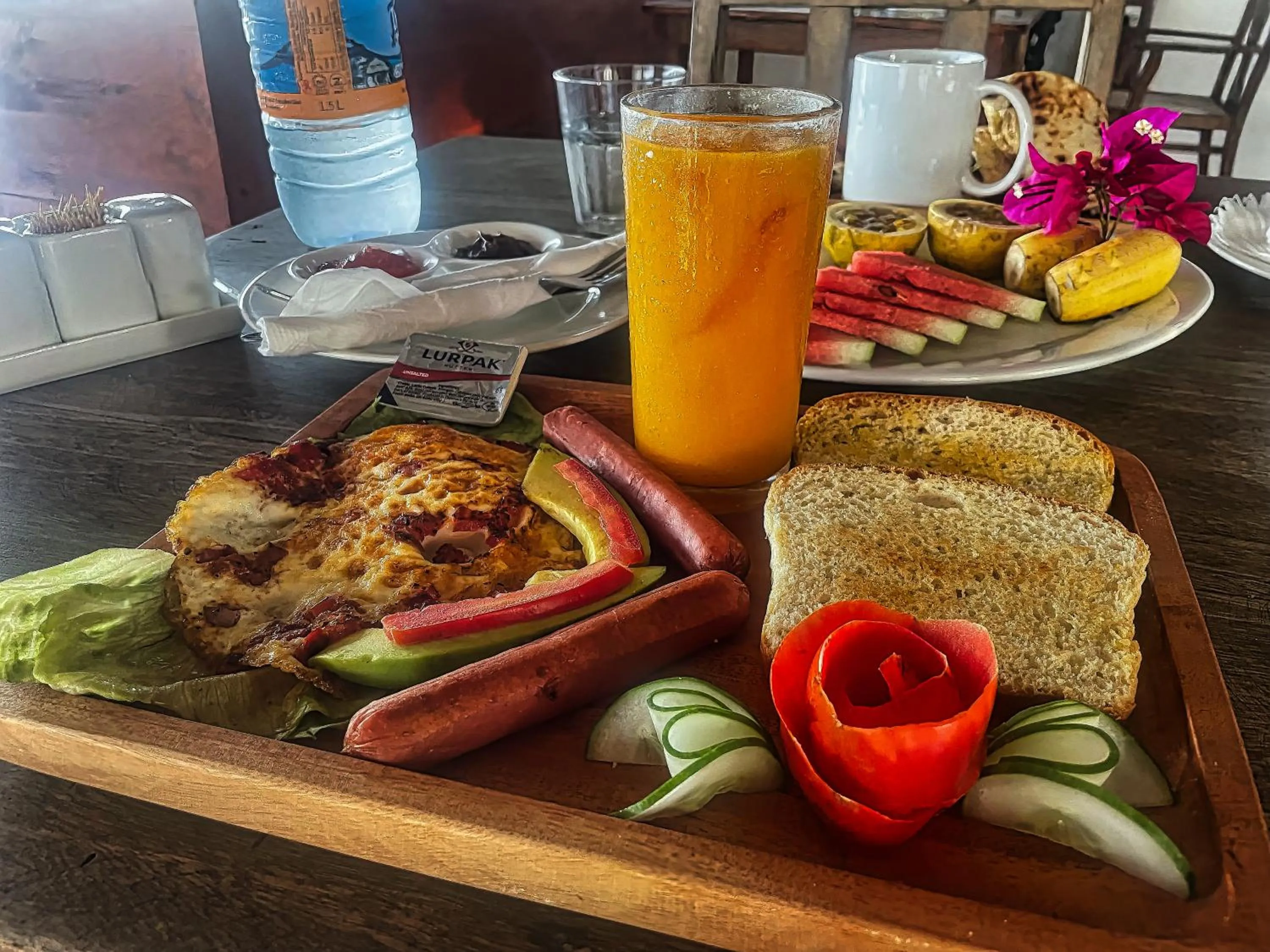 Restaurant/places to eat in AVO Boutique Hotel