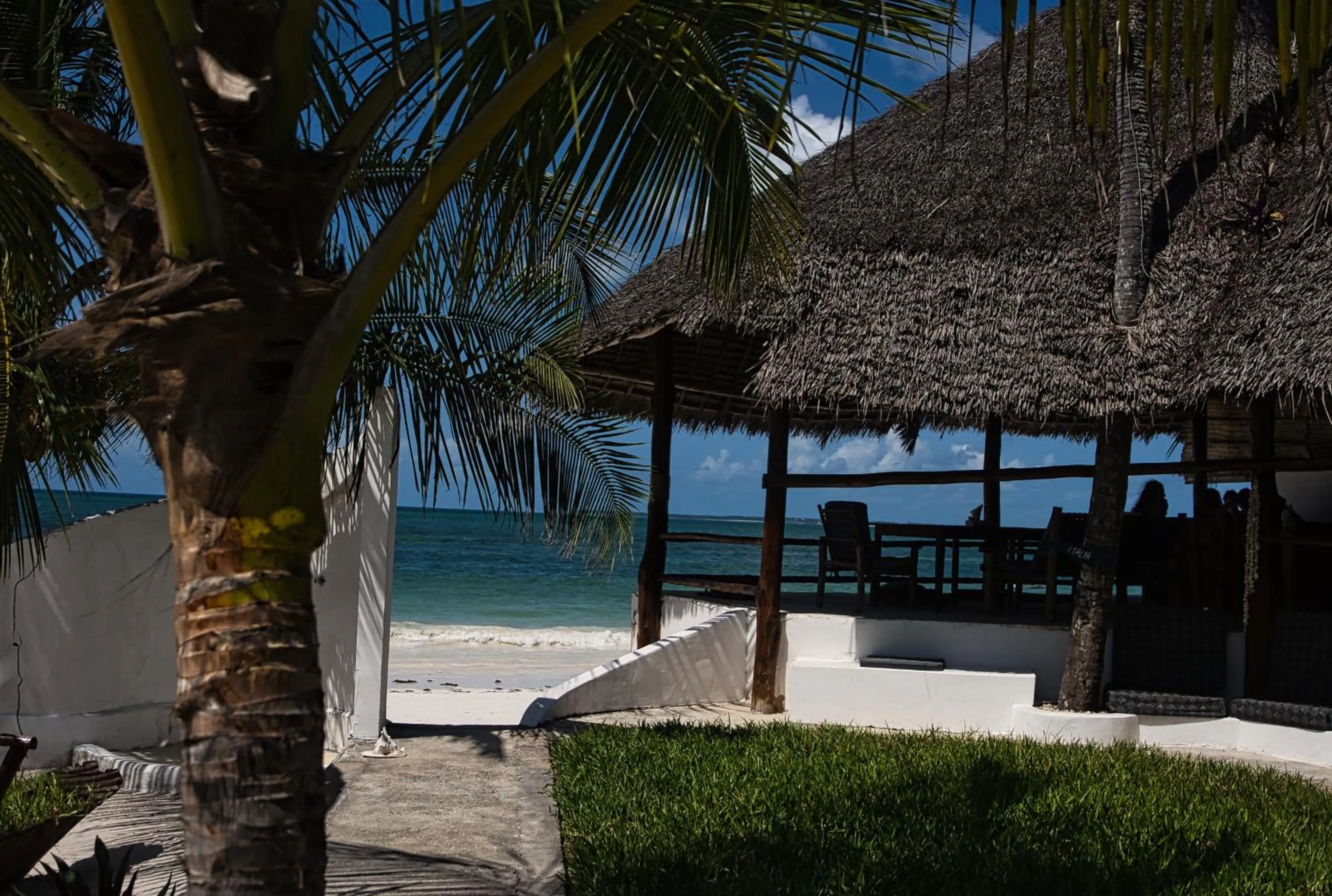 Restaurant/places to eat in AVO Boutique Hotel